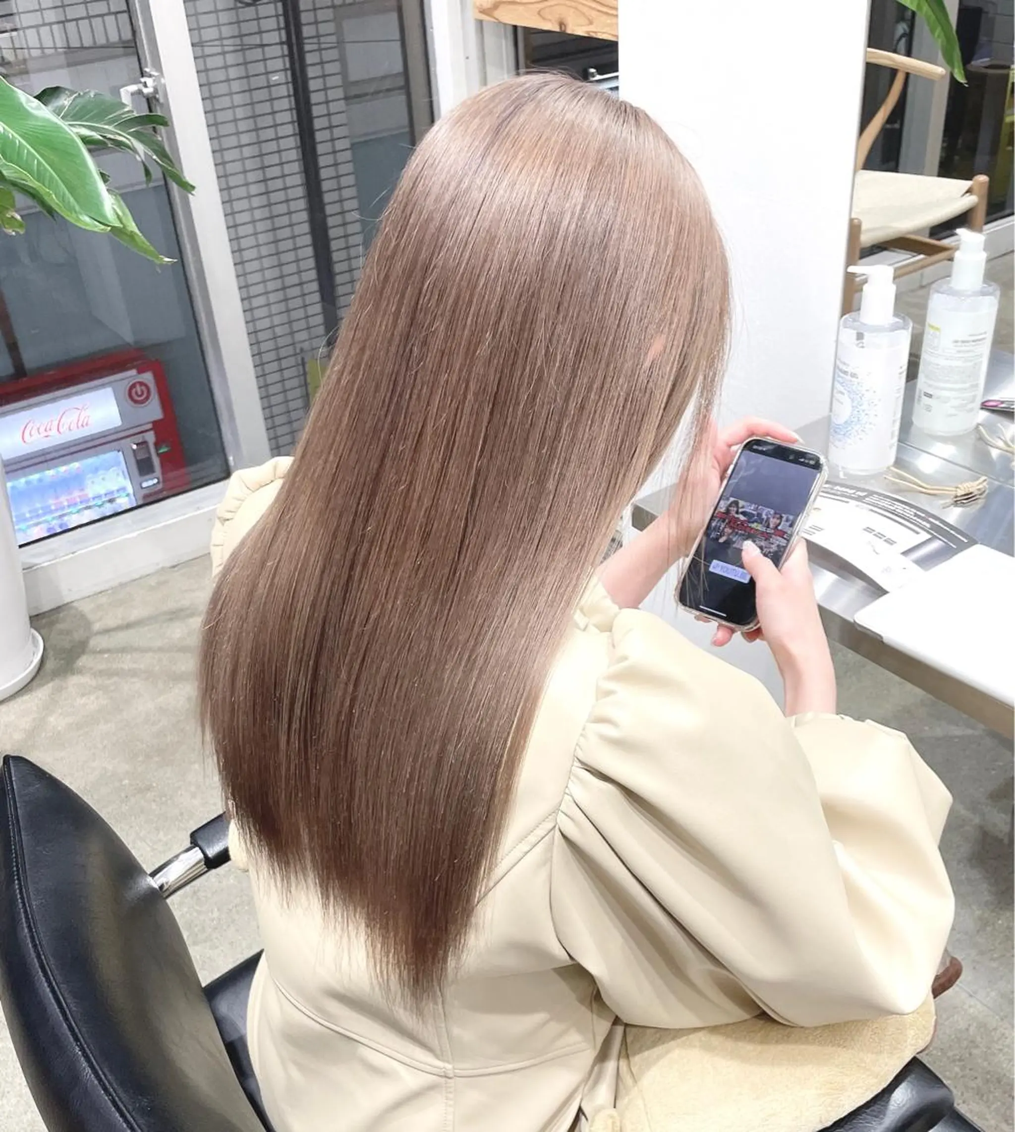 セミロング カラー 圧倒的なケアブリーチ /髪質改善🩵松田のヘアスタイル