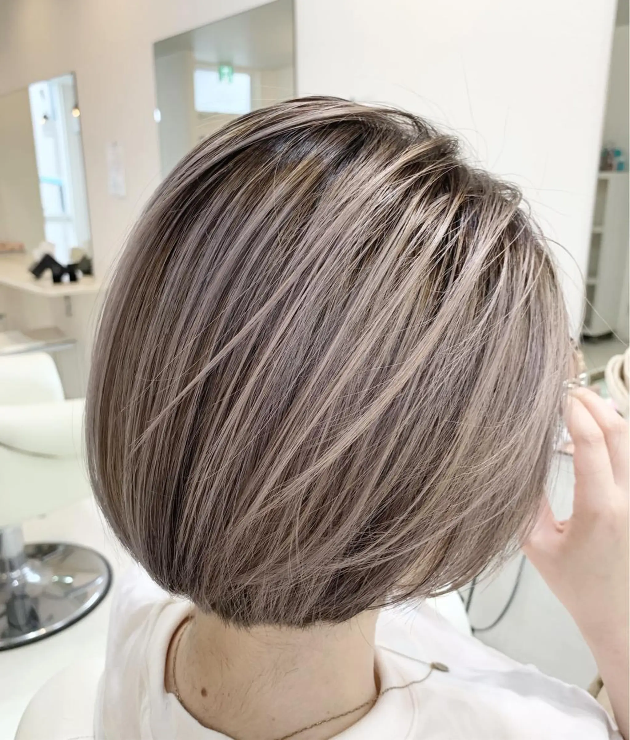 ショート カラー 渡辺 健太のヘアスタイル