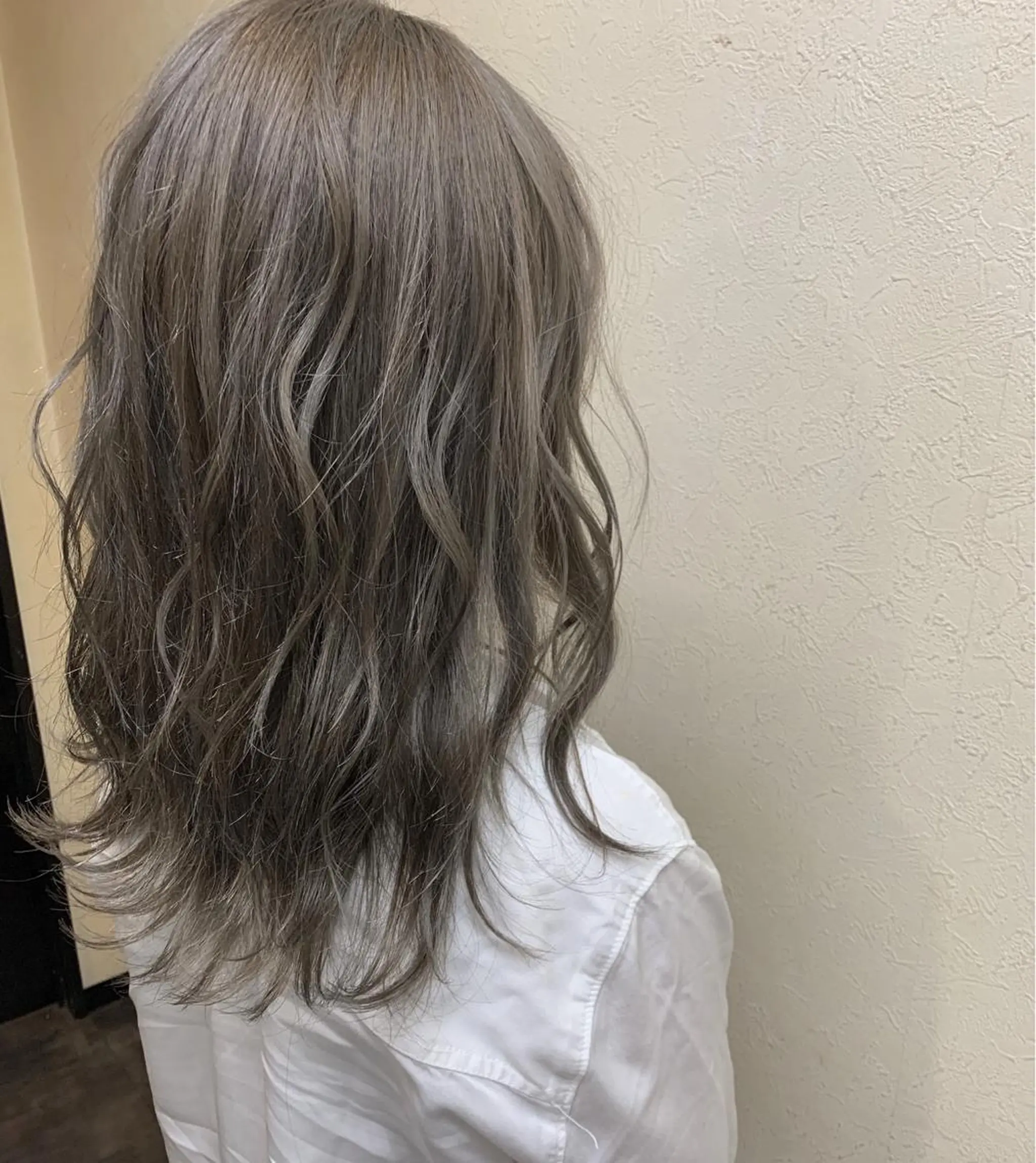 セミロング カラー Little_okinawa所属・Mikuri 【Little】のヘアスタイル