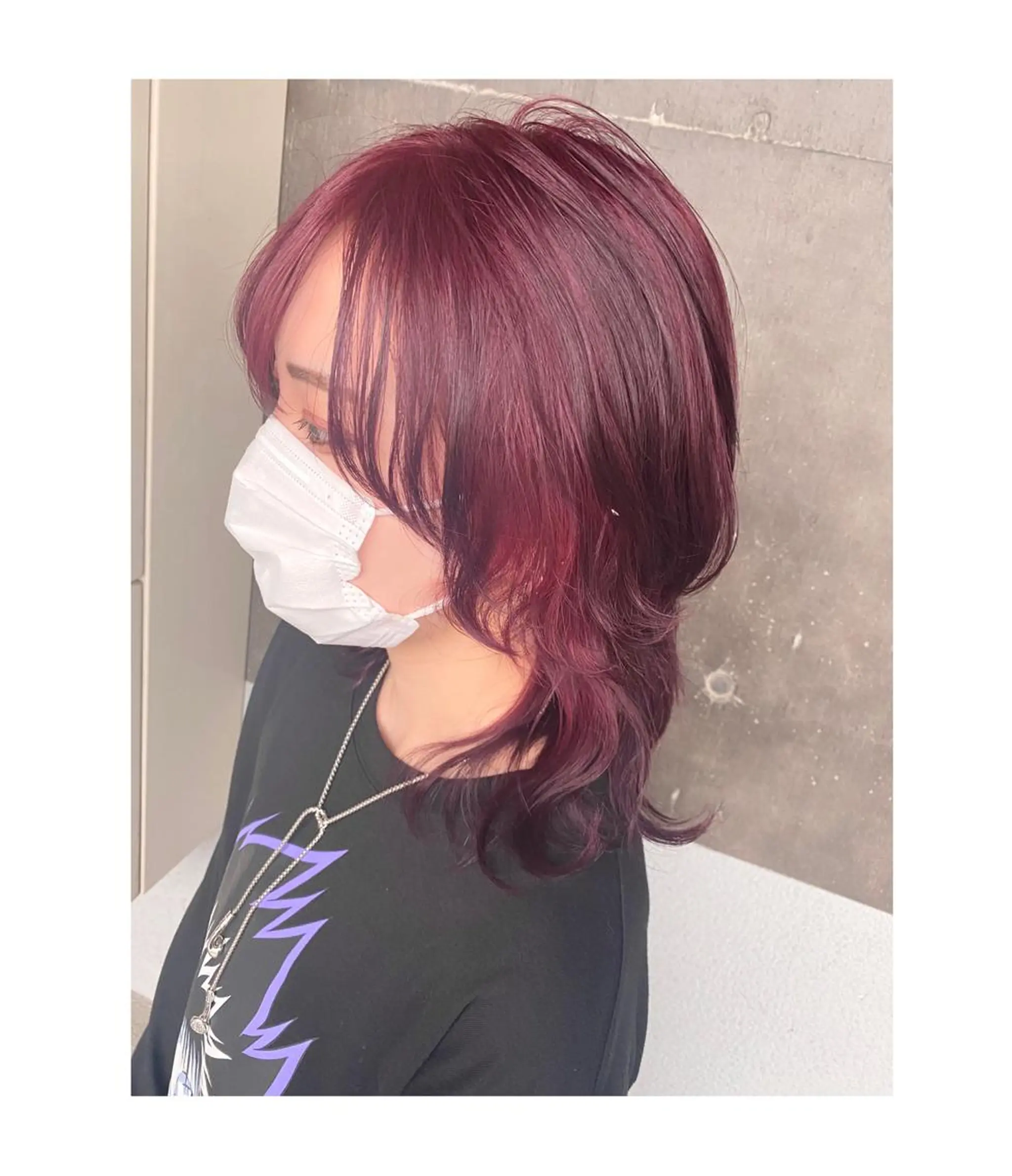 ミディアム カラー レッドカラー ローズカラー ウルフカット GARU-ガル-所属・TSUNO🦖 派手髪/オタク美容師のヘアスタイル