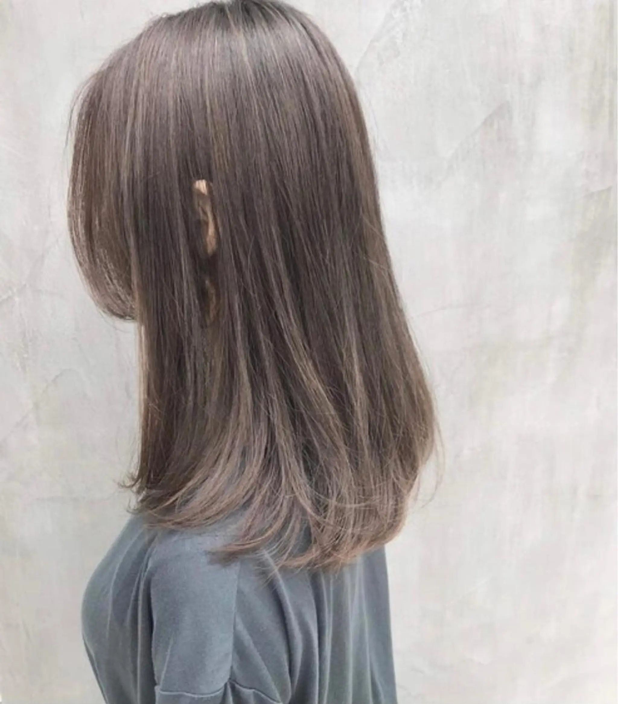 カラー FURUKAWA JUNYAのヘアスタイル