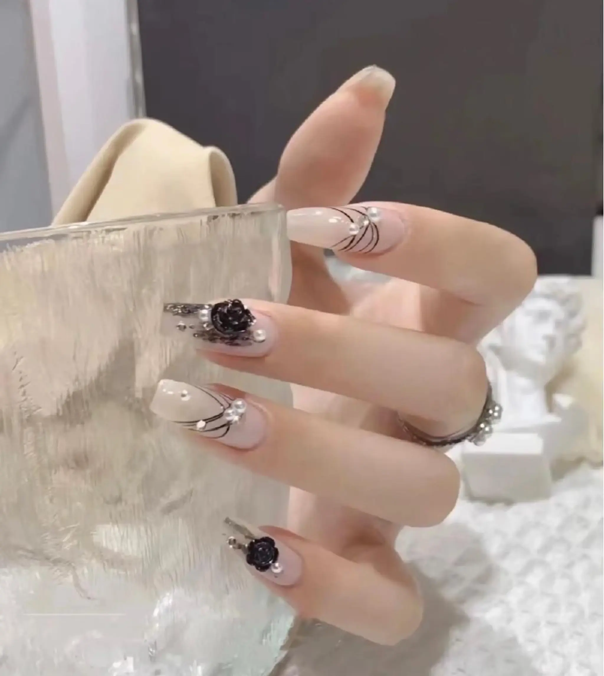 ネイル ハンドネイル 🌟桜beauty 🌟プロ ネイリストのネイルデザイン