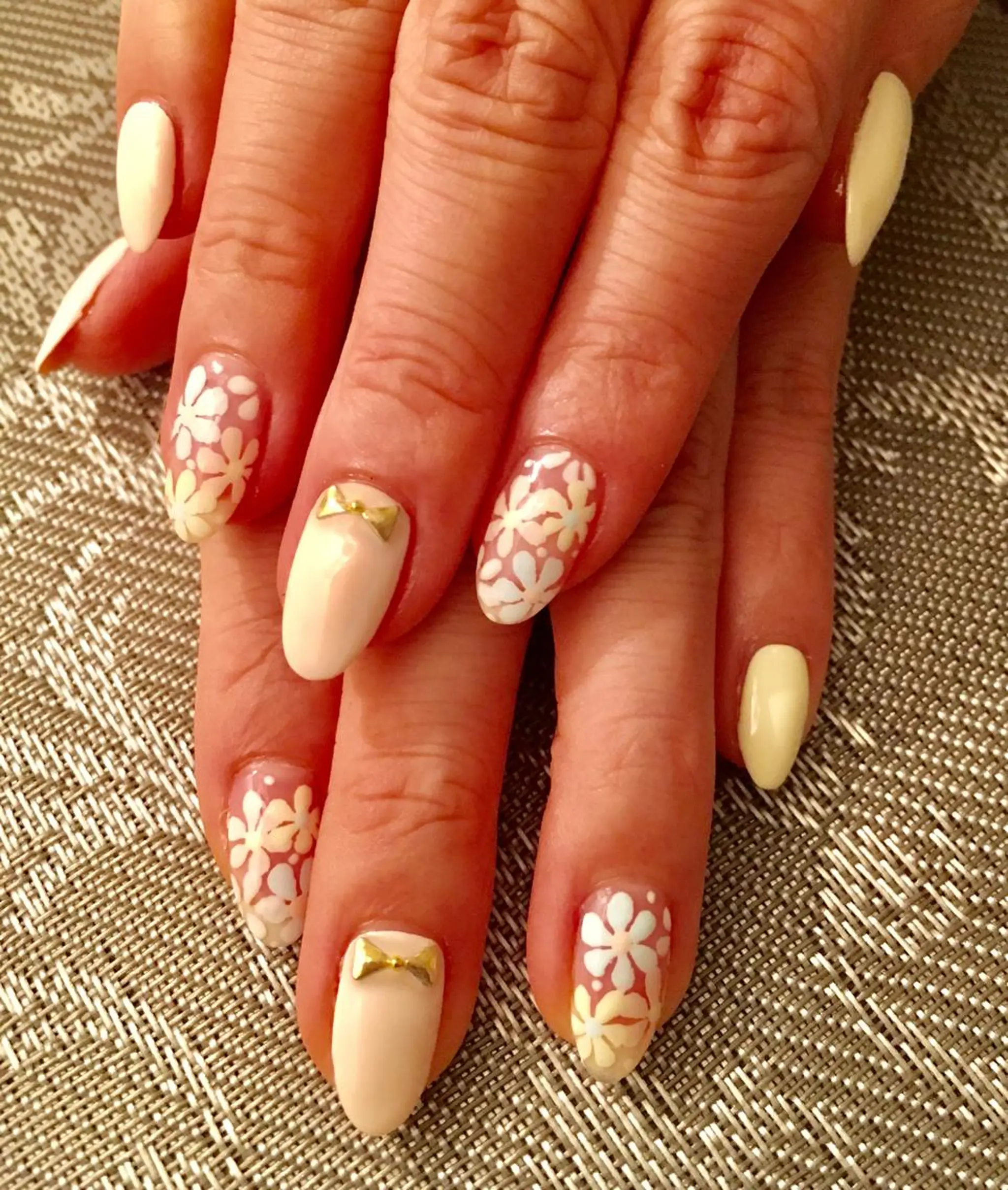 ネイル nailsalon sugarr所属・nailist cocoのネイルデザイン