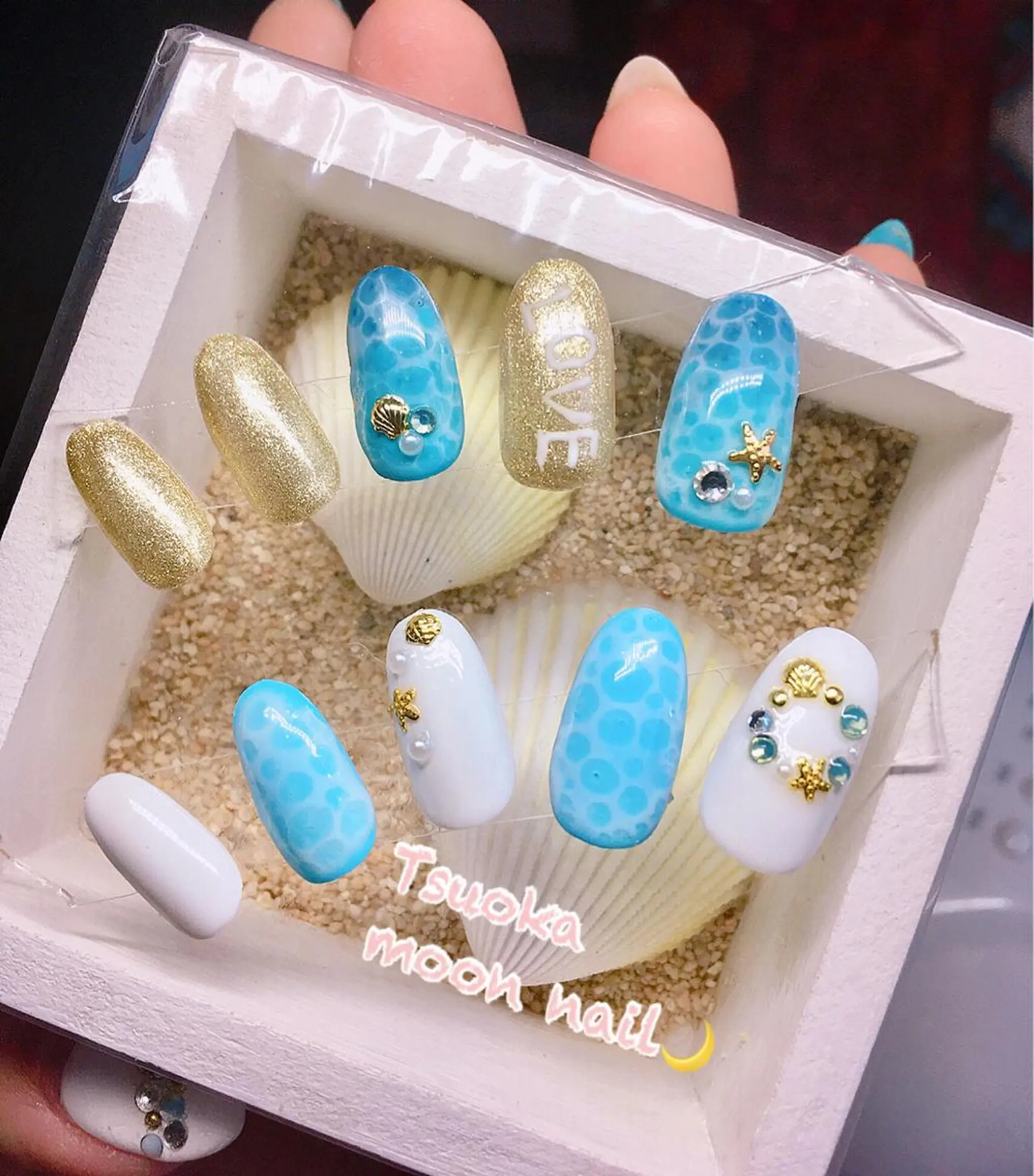 ネイル 🌙都岡 ムーンネイルのネイルデザイン