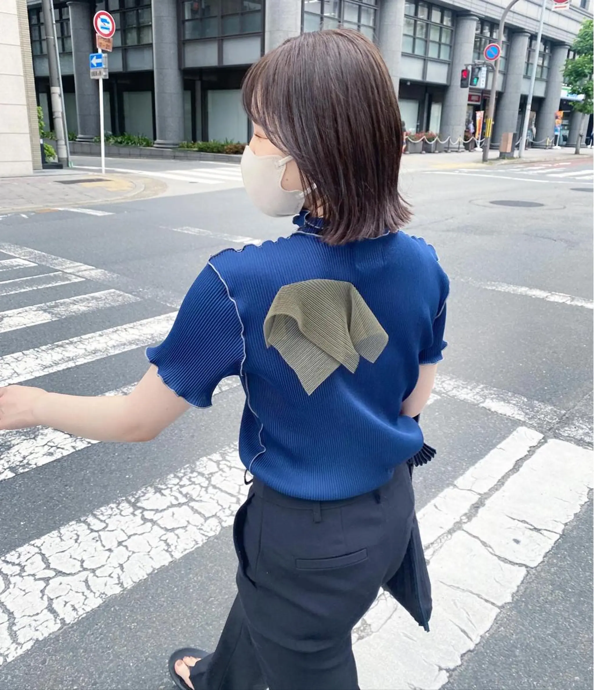 ミディアム カラー ヘアアレンジ 切りっぱなしボブ ボブ くびれヘア タンバルモリ 韓国ヘア×髪質 改善🇰🇷シオリのヘアスタイル