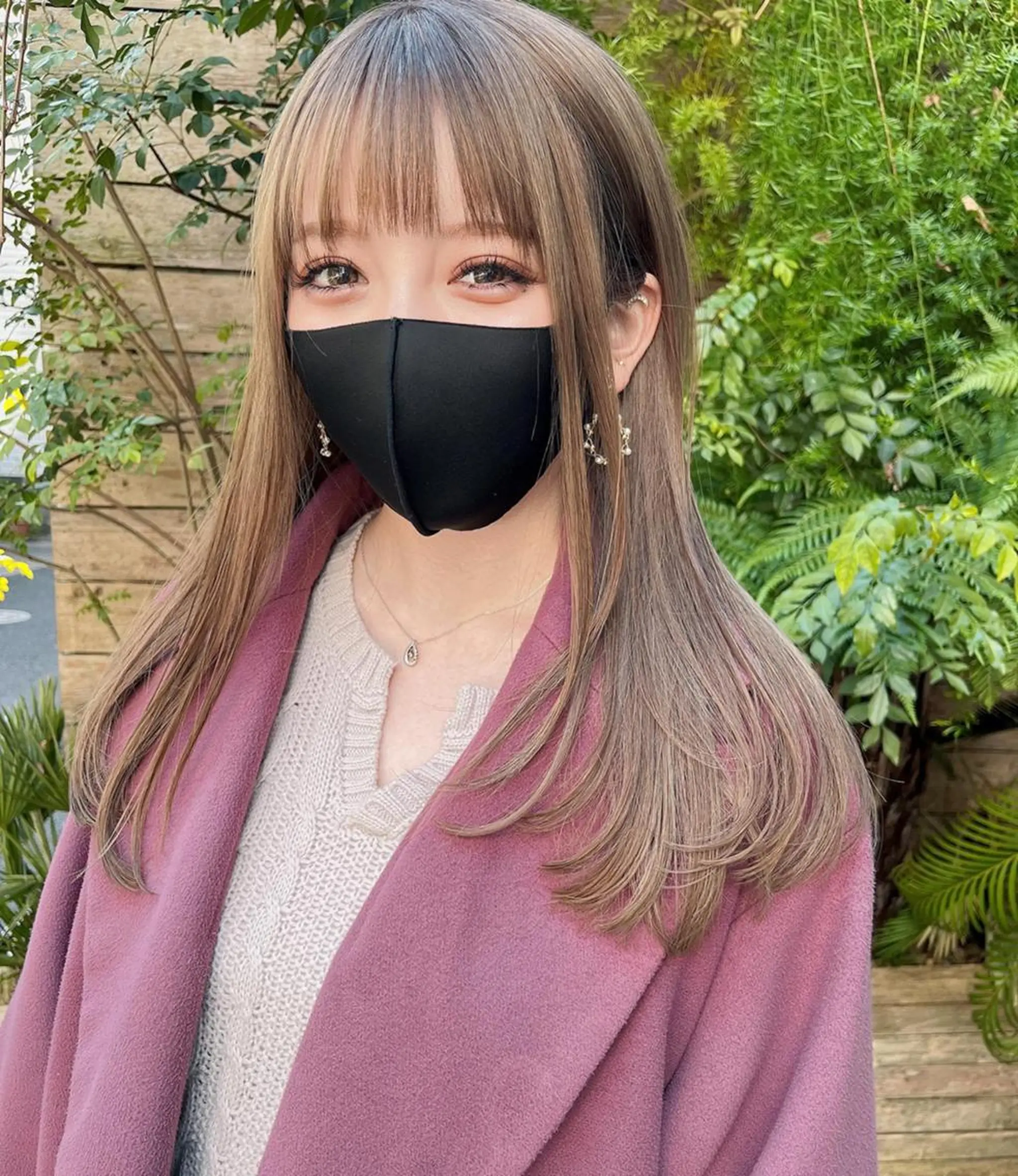 ミディアム カラー ヘアアレンジ ベージュカラー ハイライトカラー ミルクティーベージュ くせ毛 ハイライト 韓国/髪質改善💘 櫻井かれんのヘアスタイル