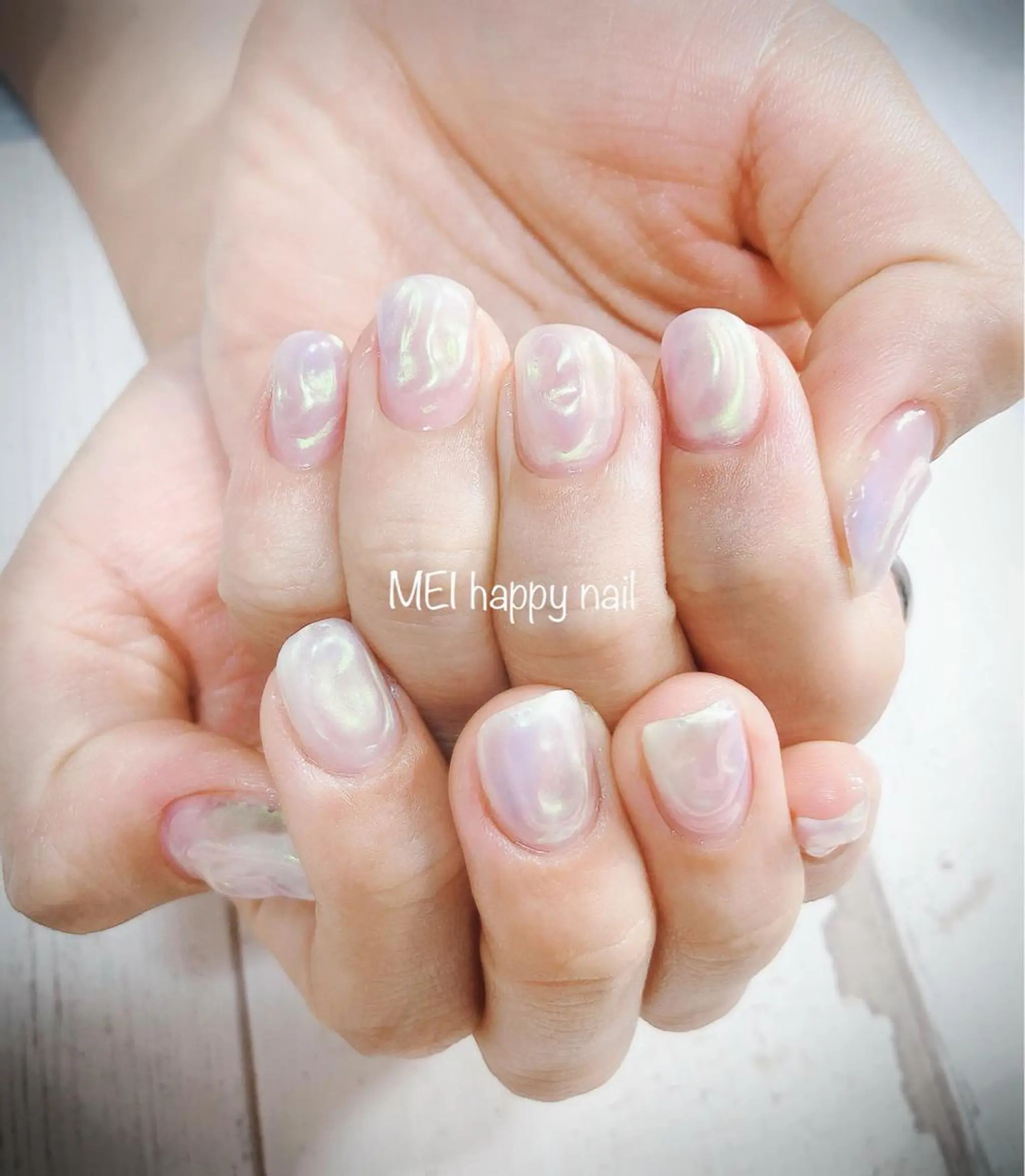 ネイル オーロラネイル ニュアンスネイル 北浦和 自爪育成ケアのネイルデザイン