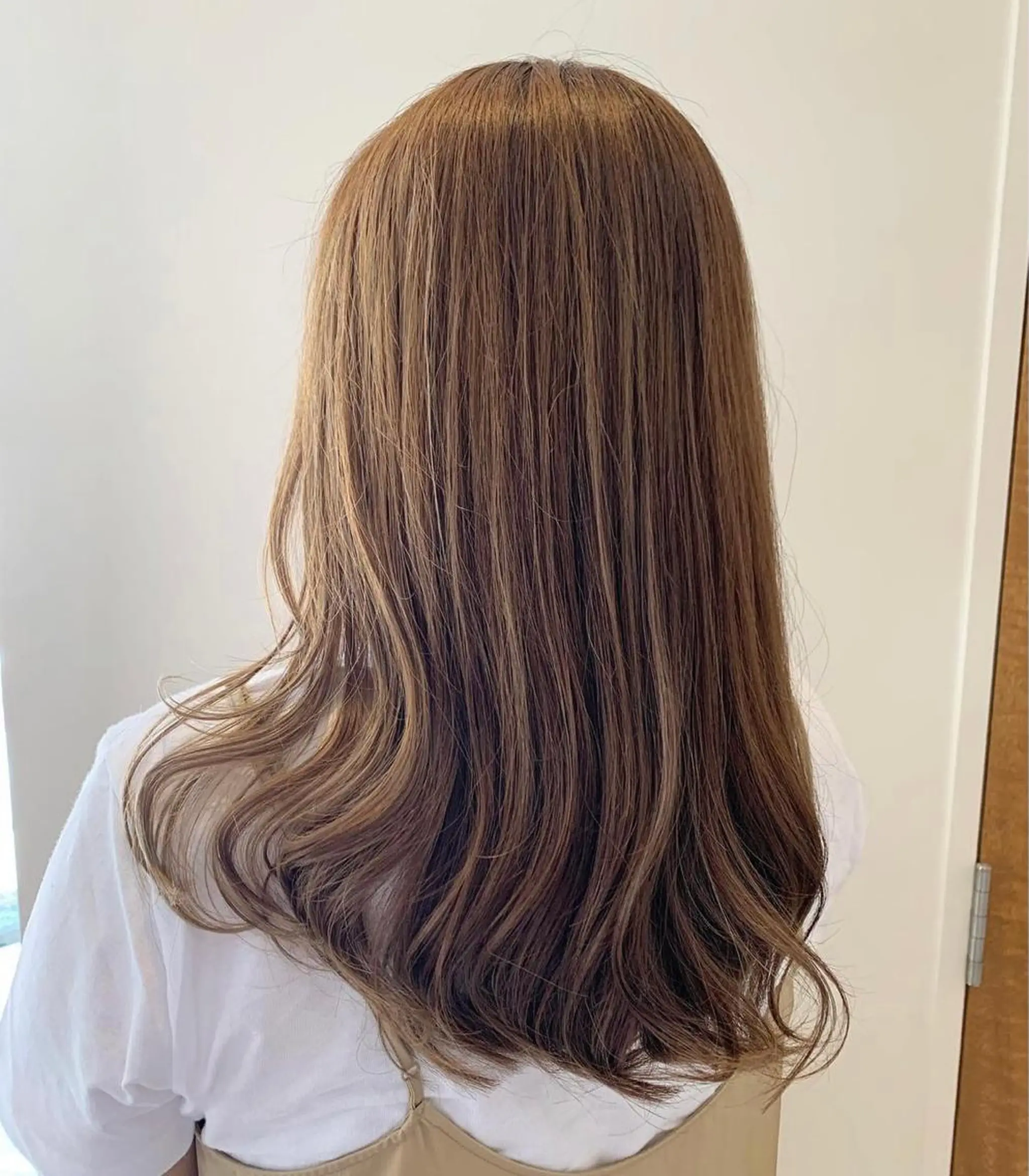 ミディアム ツヤ髪🌈髪質改善 🌈ナカゴシのヘアスタイル