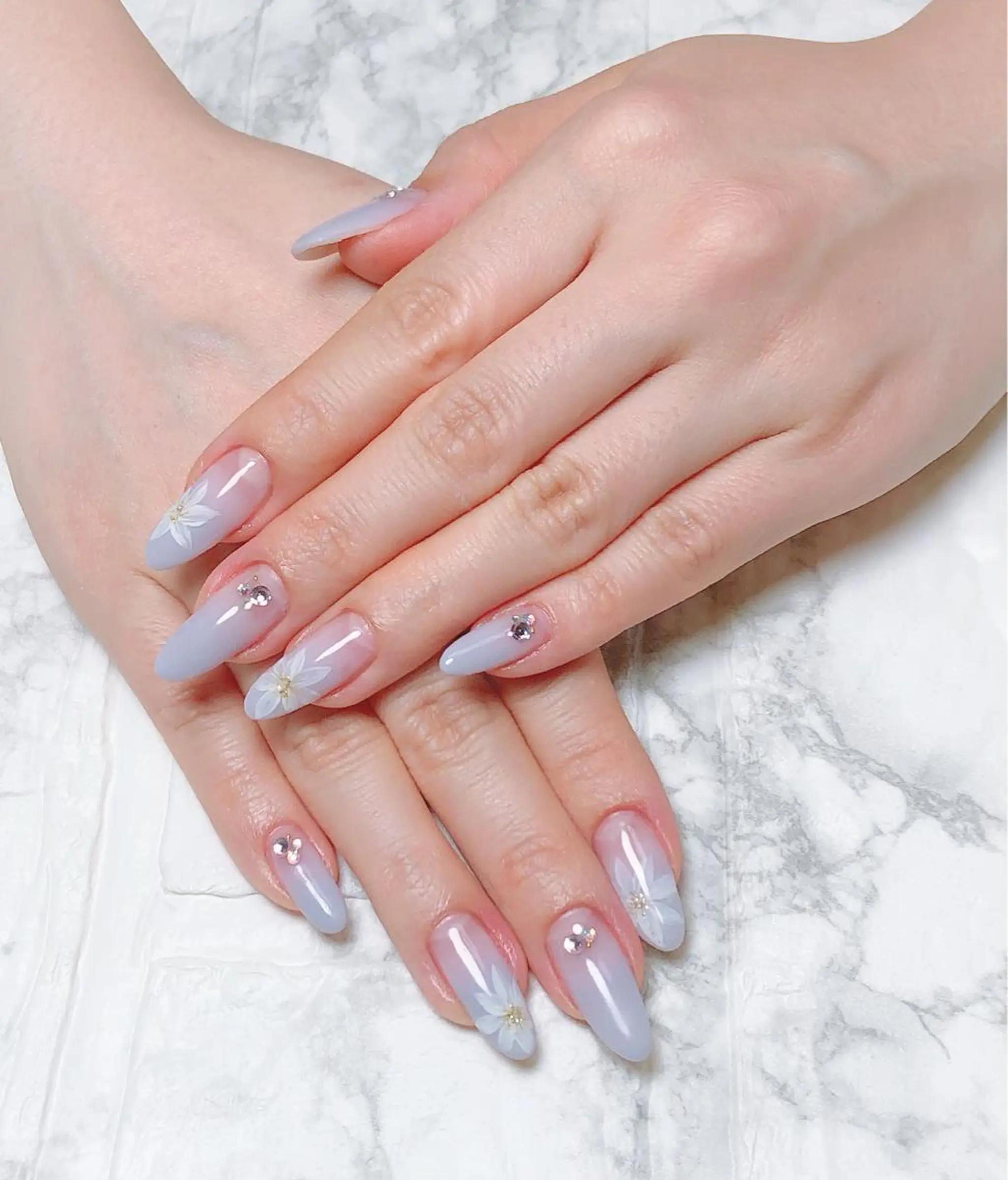 ネイル フラワーネイル グラデーション ハンドネイル ハンドケア Nailsalon Eve（イヴ）のネイルデザイン