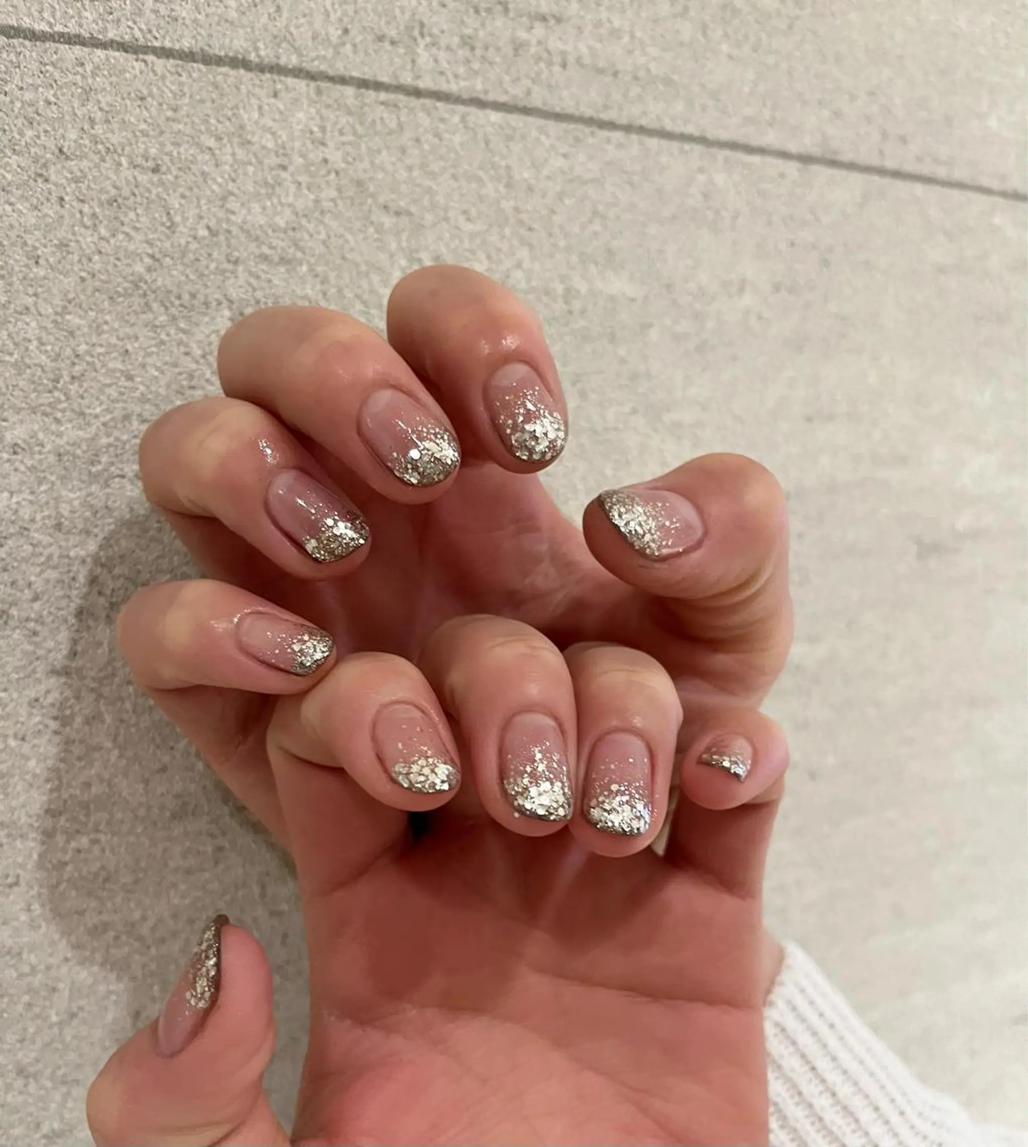 ネイル グラデーション ラメ(グリッター) ラメグラデーション 小川 奈々花のネイルデザイン