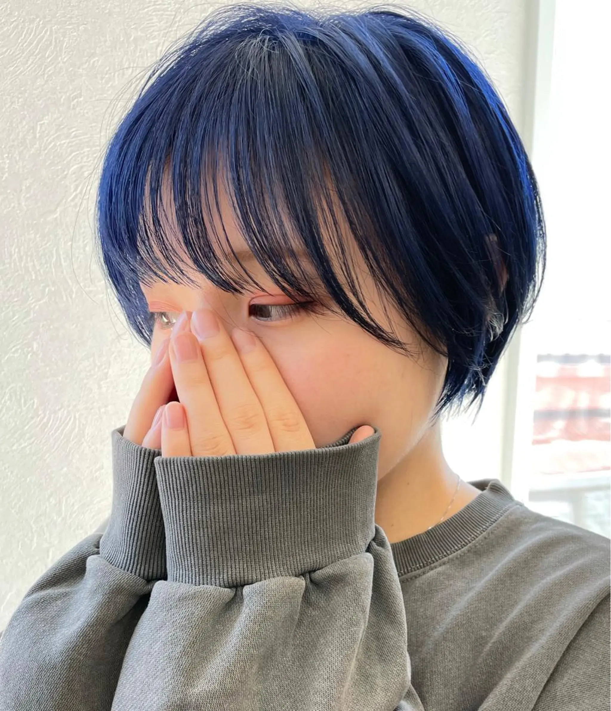 ショート ハンサムショート ハイライト 髪質改善 レイヤーカット マニッシュショート 🎗️comoda 神戸三宮 髪質改善のヘアスタイル