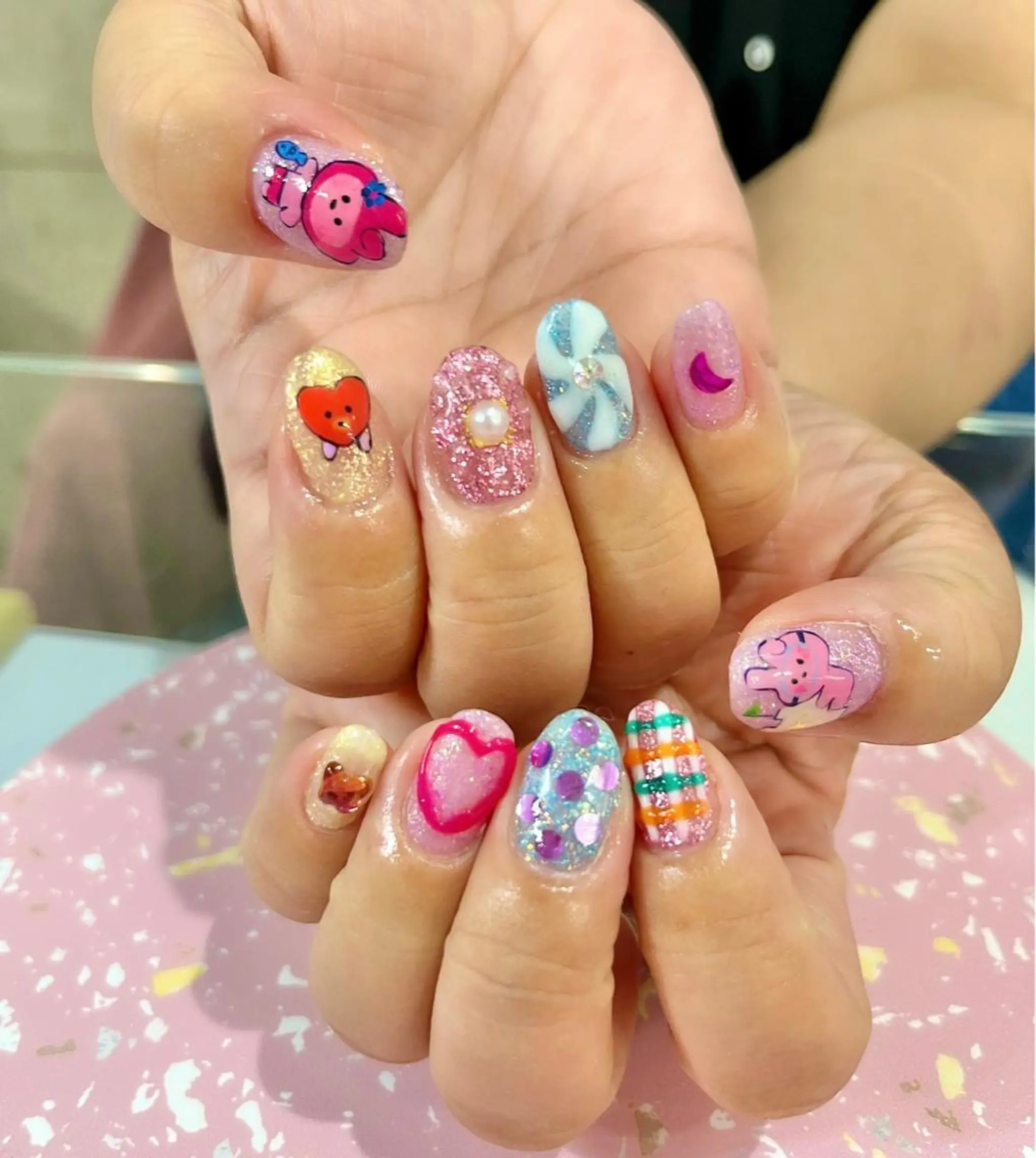 ネイル アートネイル ハート キラキラネイル 韓国ネイル ミラーネイル Salon Ｋのネイルデザイン