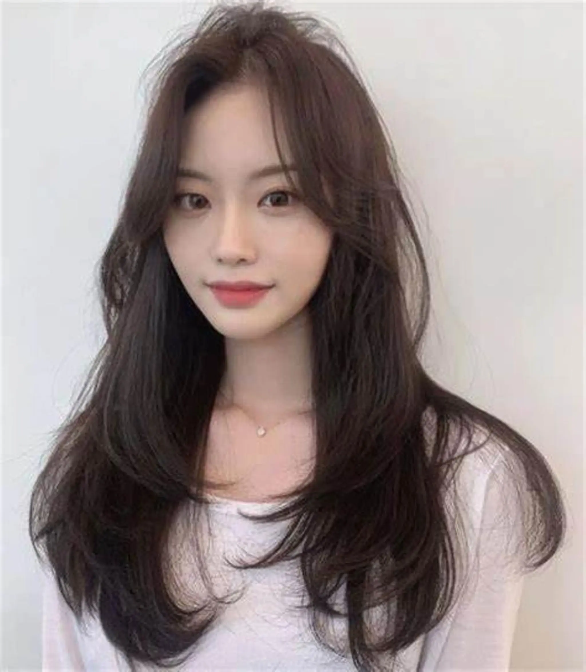 ロング ボブ くびれヘア ハイライト 学生 髪質改善 カット ヘアカラー トリートメント 志木駅1分☆髪質改善 ミニモ限定特別割引✨のヘアスタイル