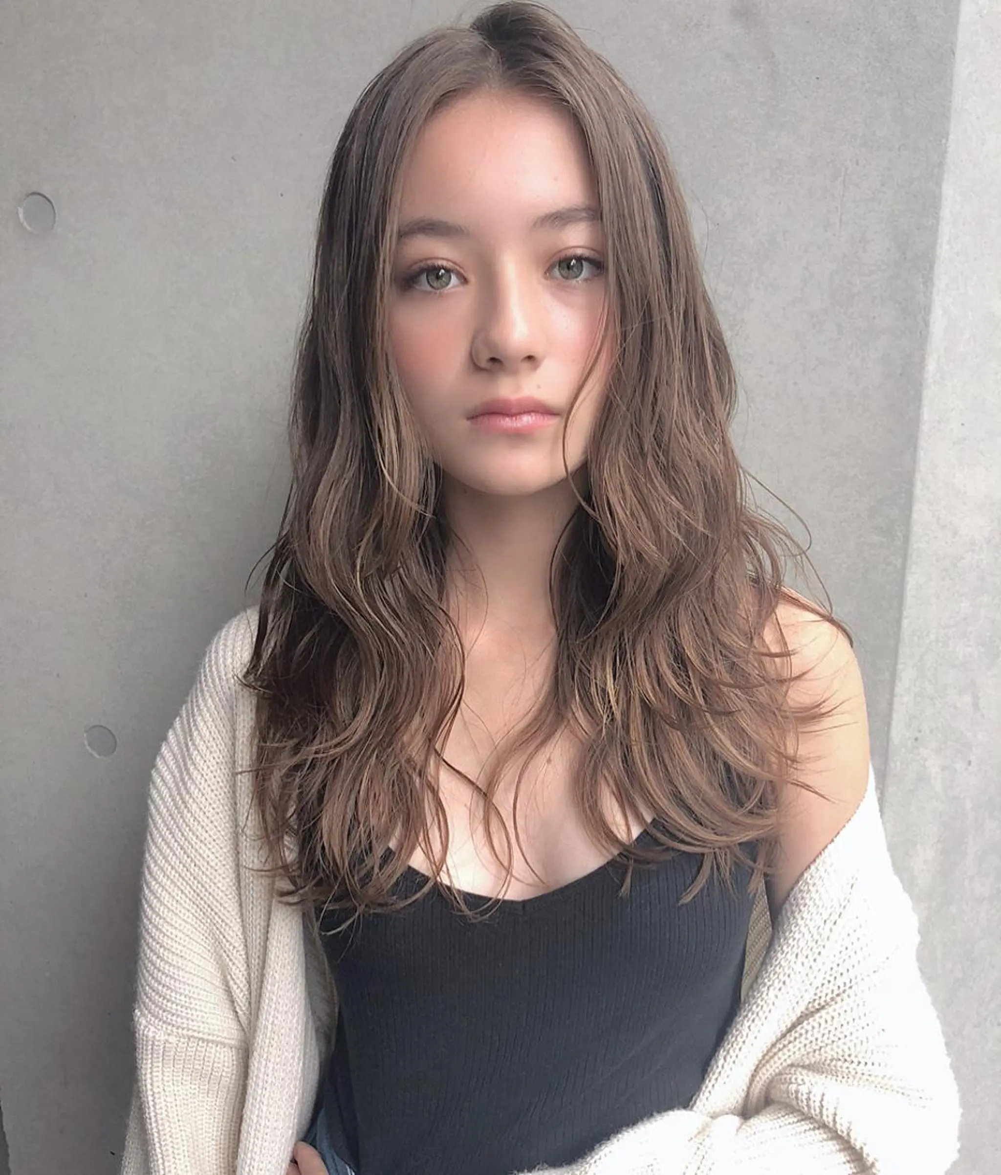 セミロング カラー カット ヘアカラー パーマ トリートメント 透明感カラー× レイヤーカット✨高梨のヘアスタイル