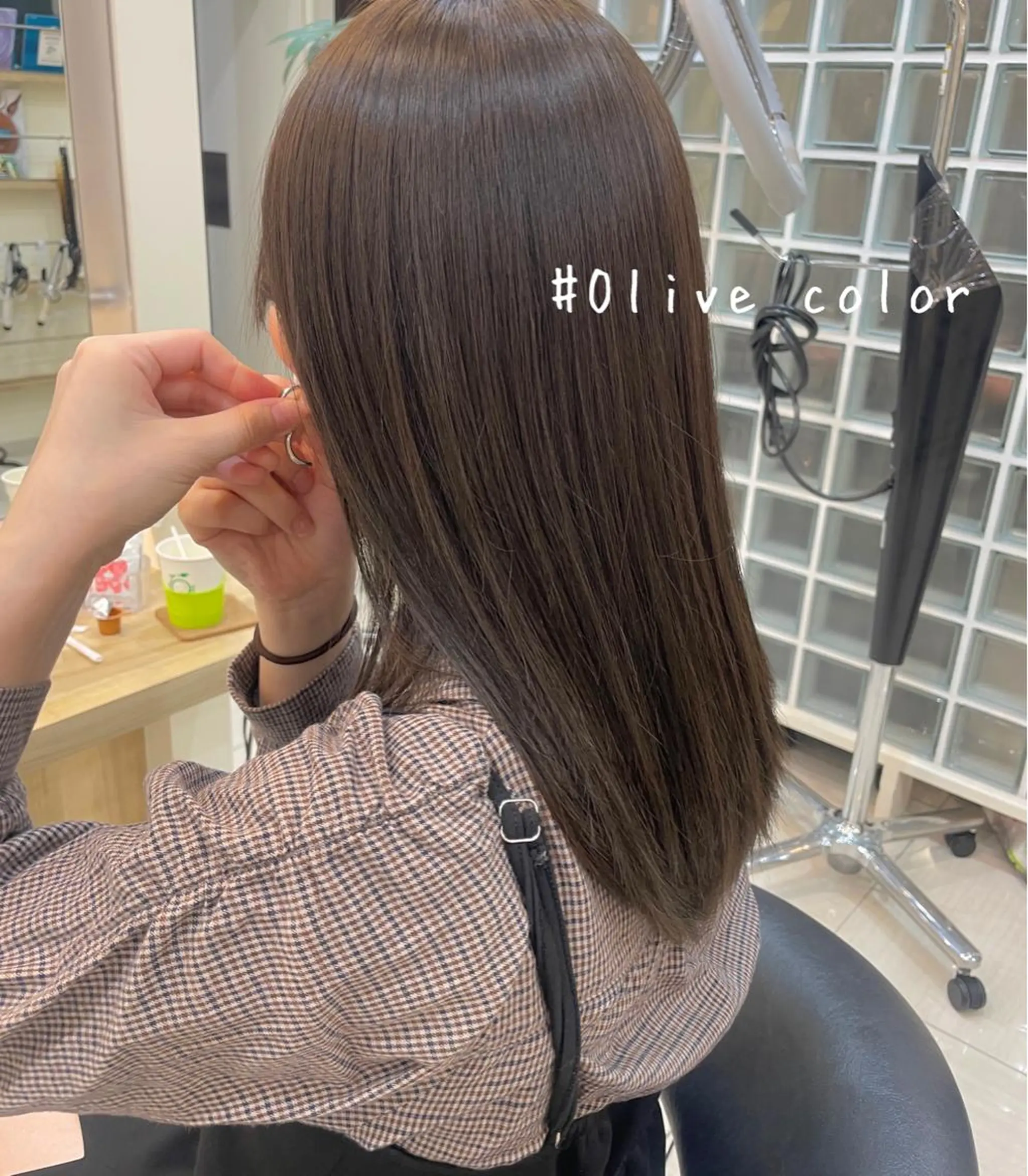 セミロング カラー ヘアアレンジ カット ヘアカラー トリートメント hana✿ /透明感カラーのヘアスタイル