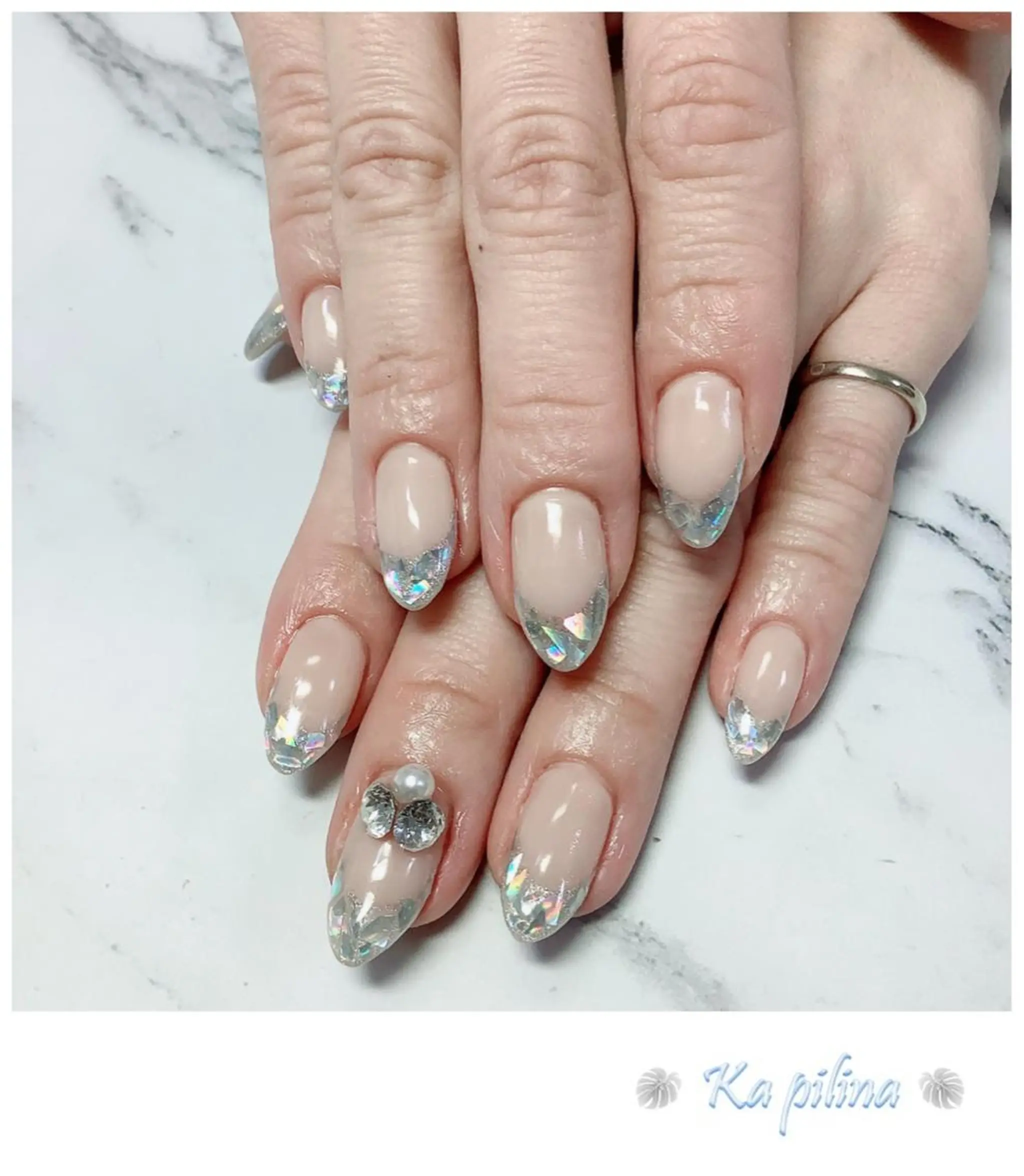 ネイル フレンチネイル ガラスフレンチ Nail salon Ka pilinaのネイルデザイン