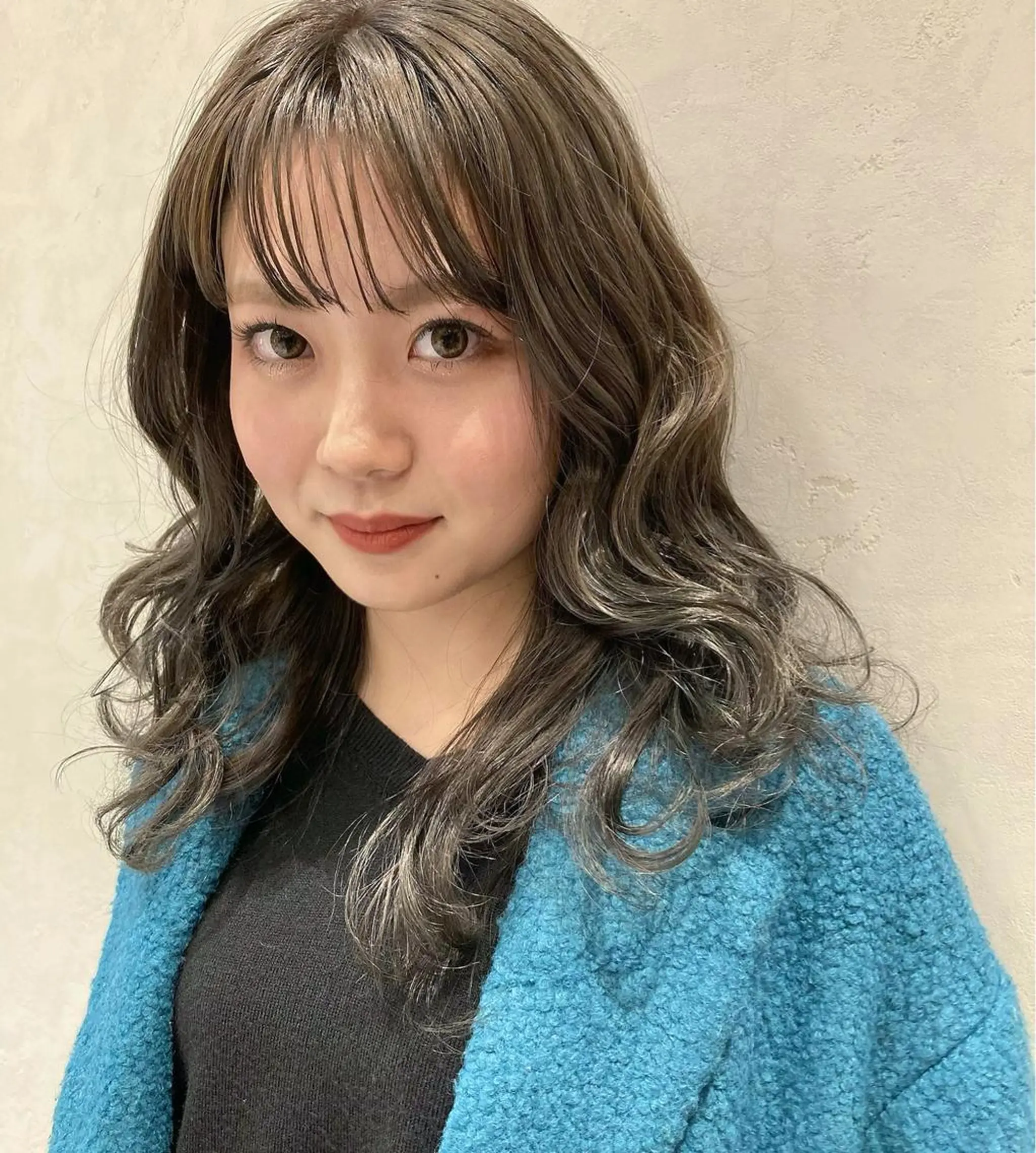 ロング カラー グレージュ nono/パーマ /顔まわりカット🐈のヘアスタイル