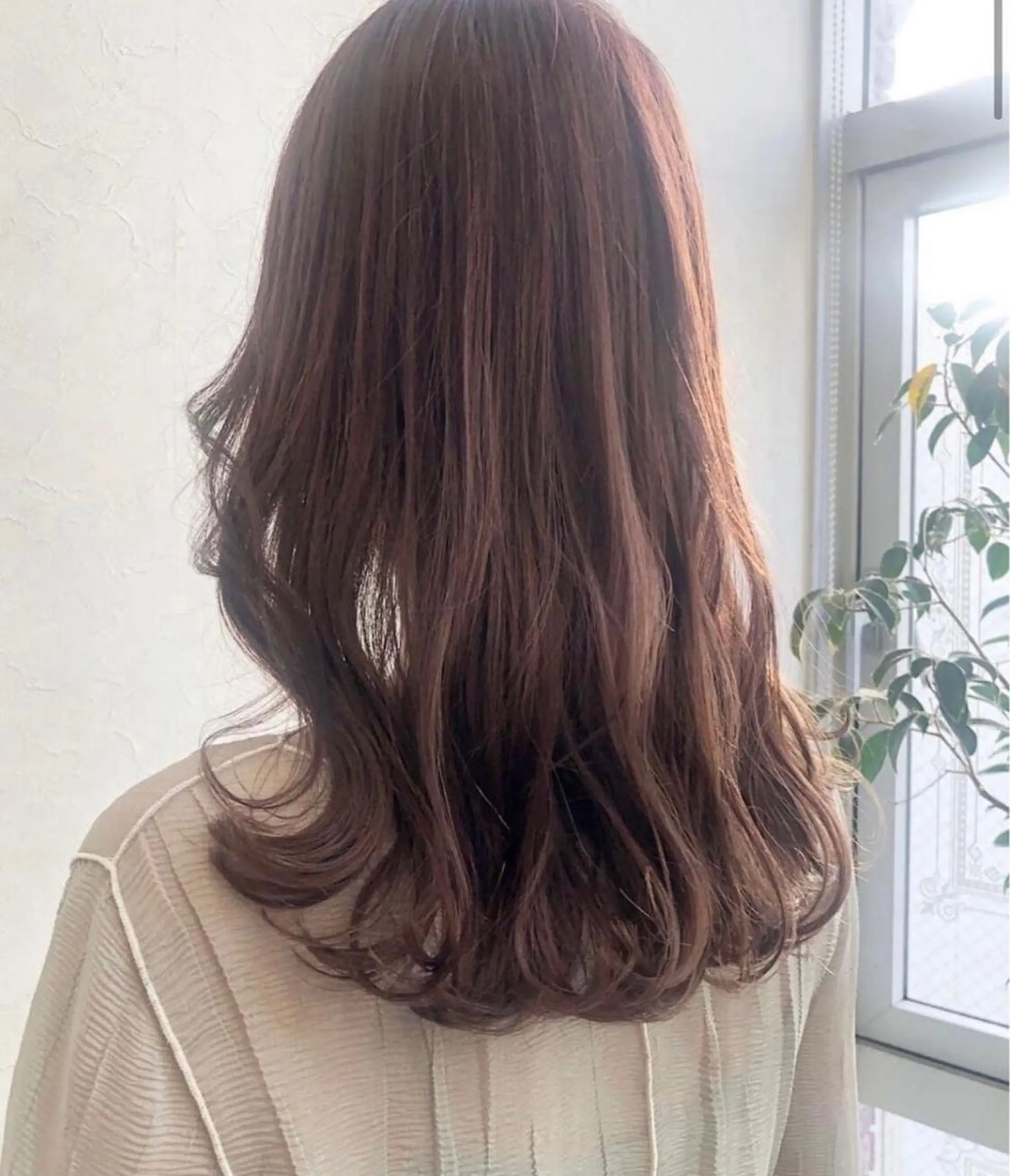 セミロング カラー nakahara madokaのヘアスタイル