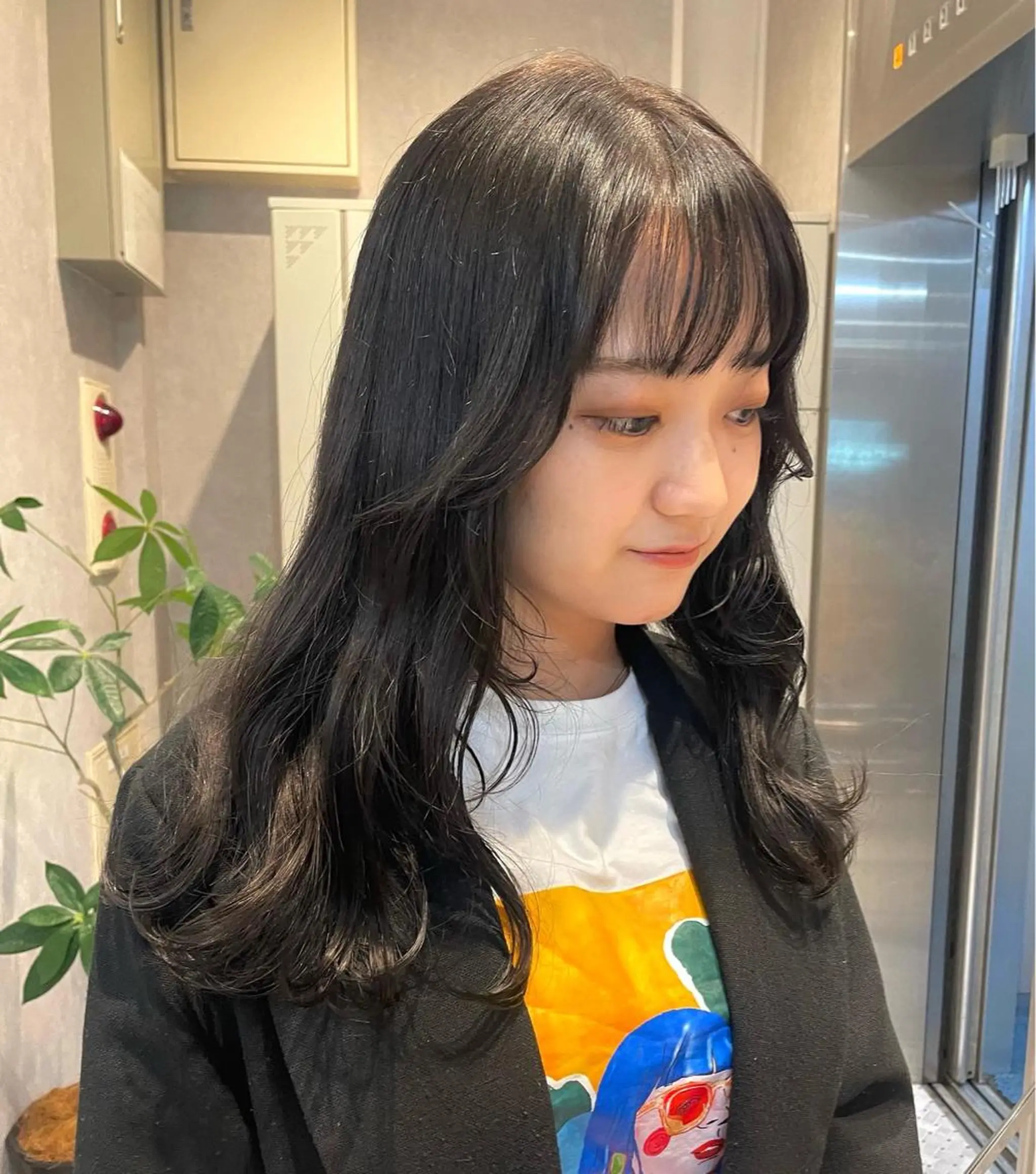 ロング 女性スタイリスト専門サロン Zina 天神西通り所属・艶髪韓国ヘア MANAMI🎀のヘアスタイル