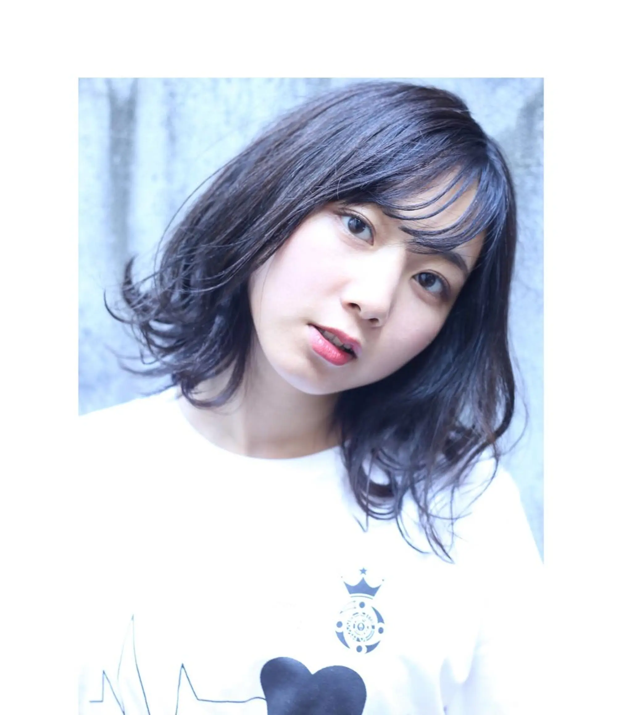 ミディアム カラー アディクシーカラー ブルーカラー ブルーグレー カット ヘアカラー トリートメント vato マンツーマンサロンのヘアスタイル