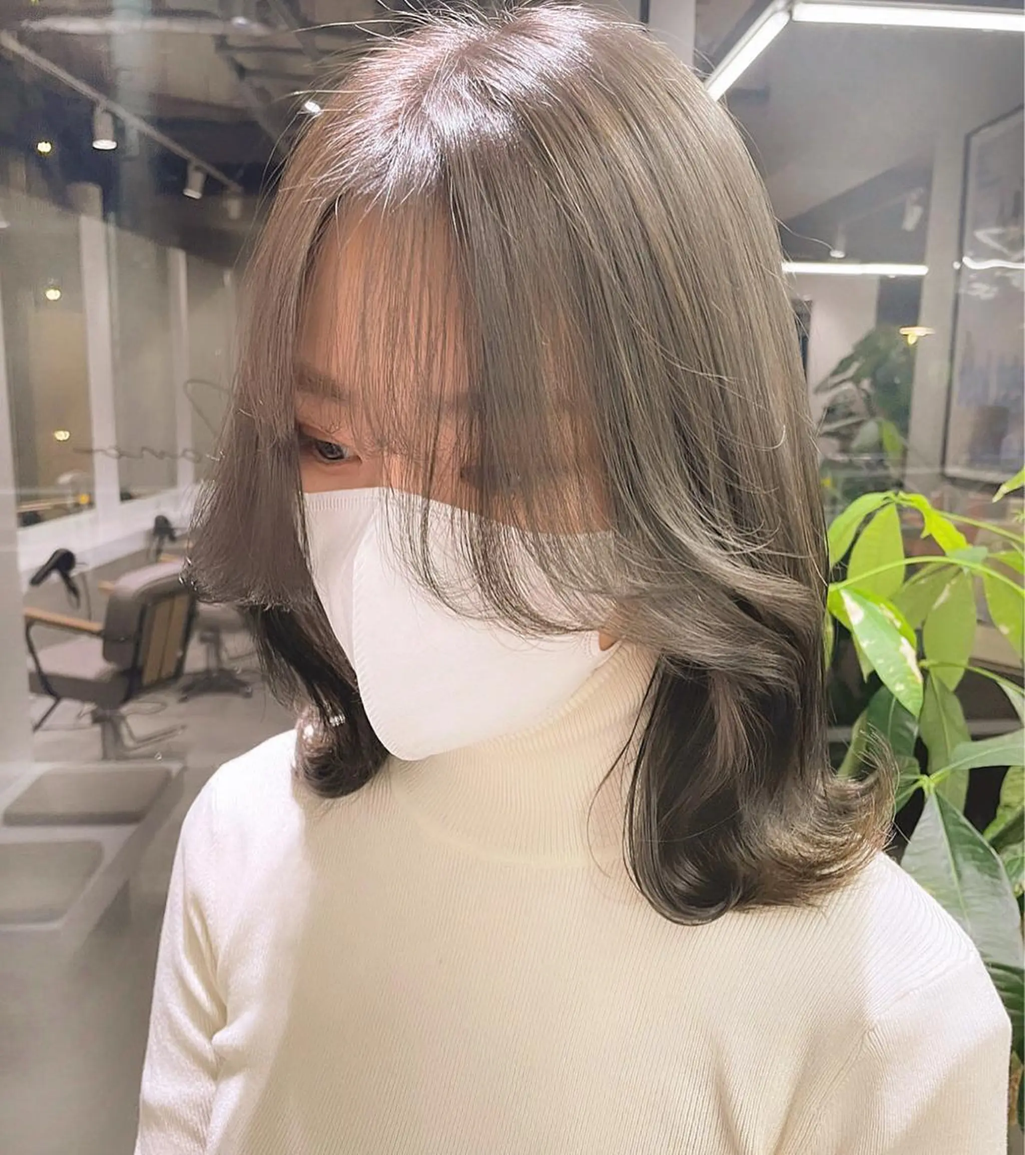 ミディアム カット ヘアカラー トリートメント 銀座/レイヤーカット 🤍内野すみれのヘアスタイル