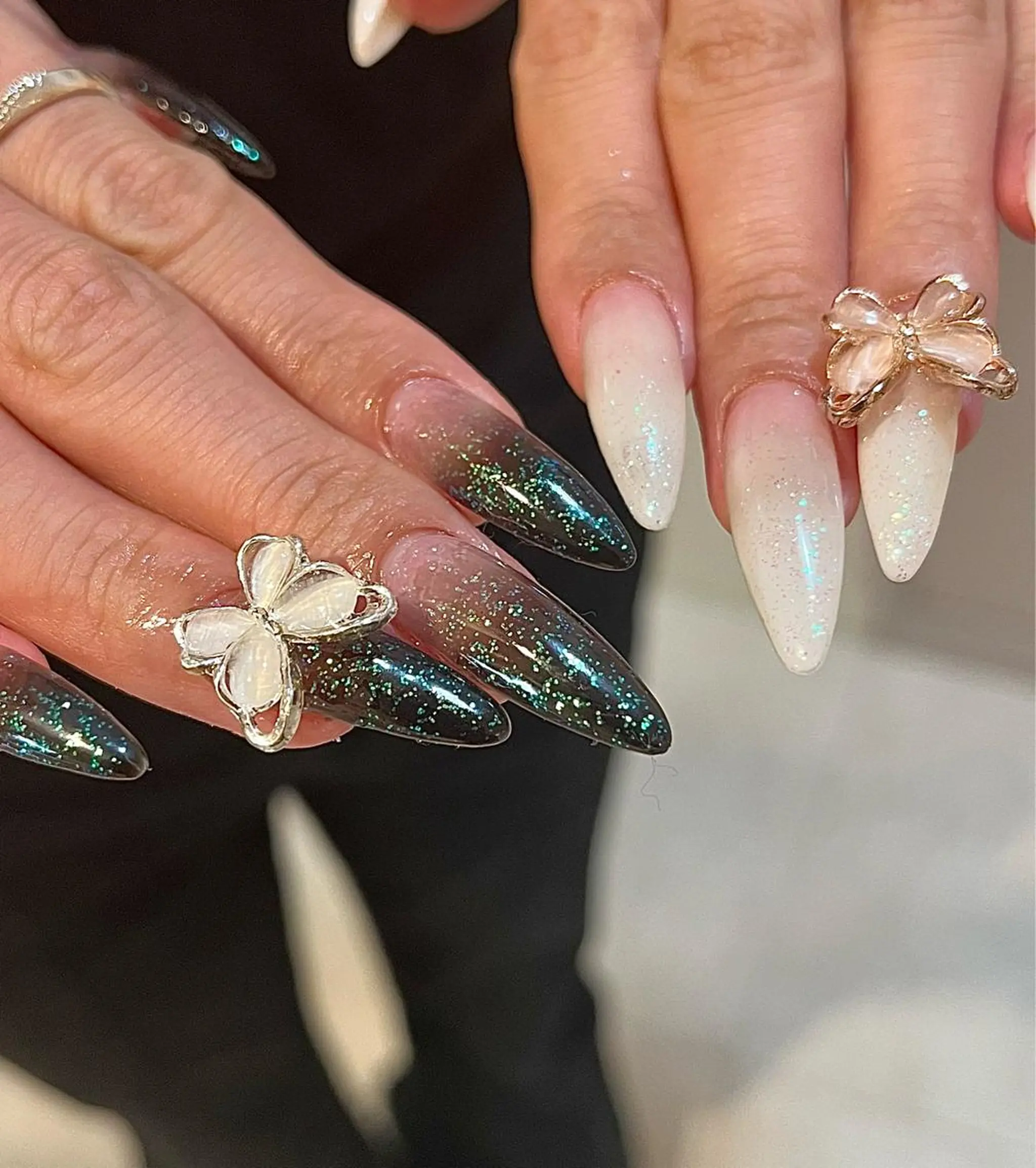 ネイル ブルー グラデーション キラキラネイル ラメ(グリッター) ロングネイル ハンドネイル para ☀︎ sol by BECK所属・Para Sol nail　Maoのネイルデザイン