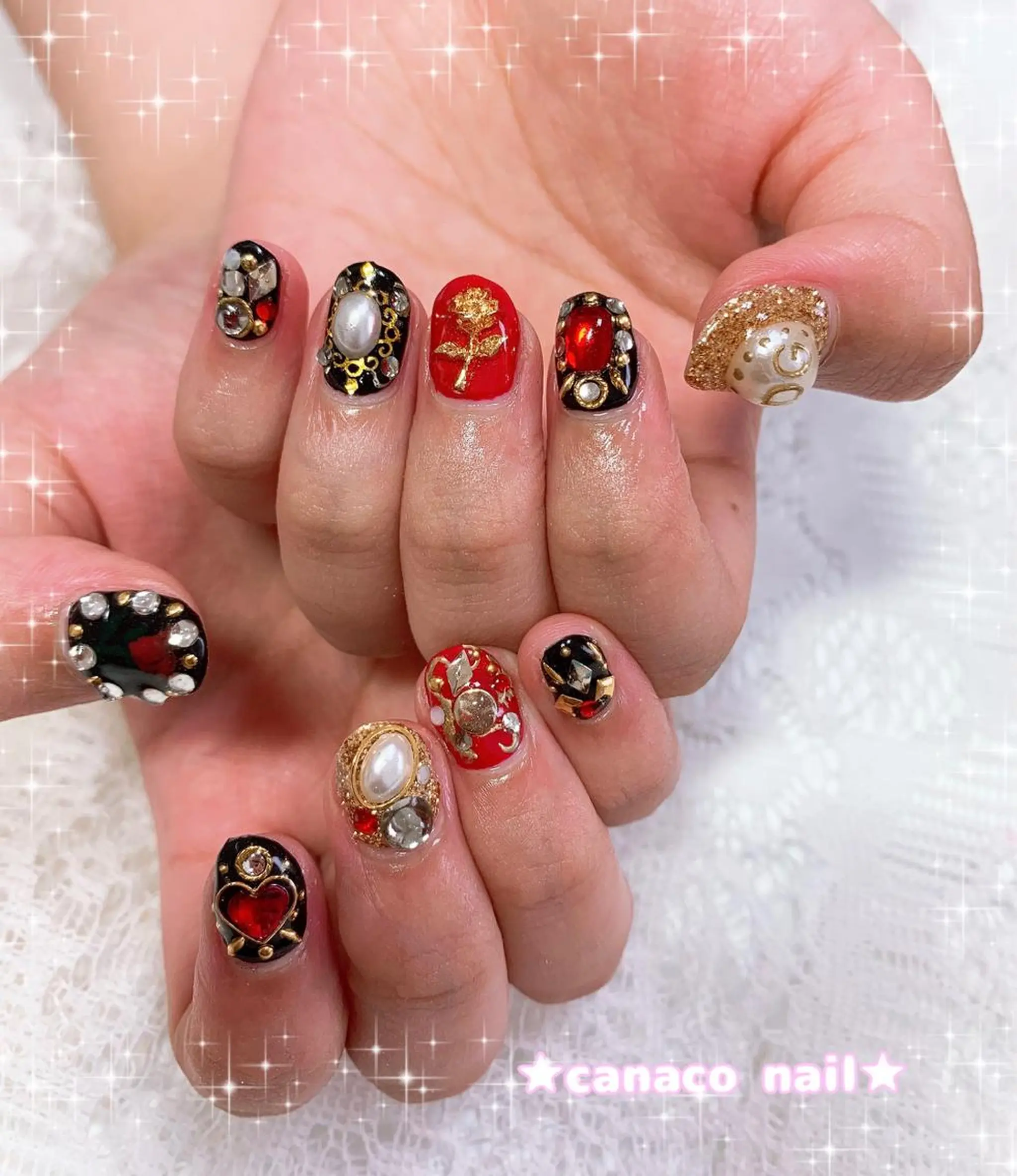 ネイル アートネイル 持ち込み ストーンネイル ハンドネイル ハンドケア Felice所属・ベテランネイル cnc nailのネイルデザイン