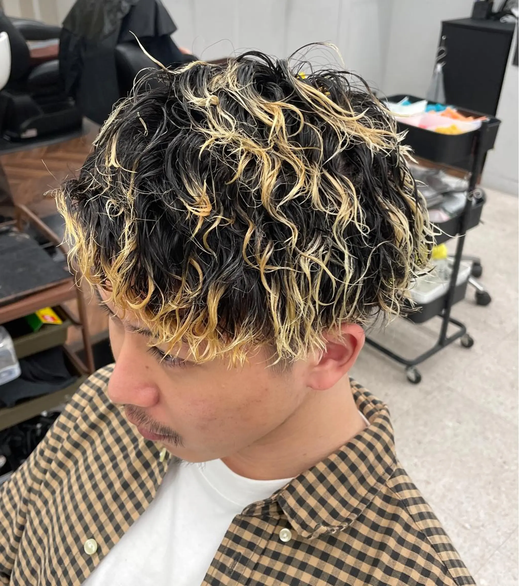 パーマ メンズ メンズスタイリスト✨ 助川龍哉のヘアスタイル