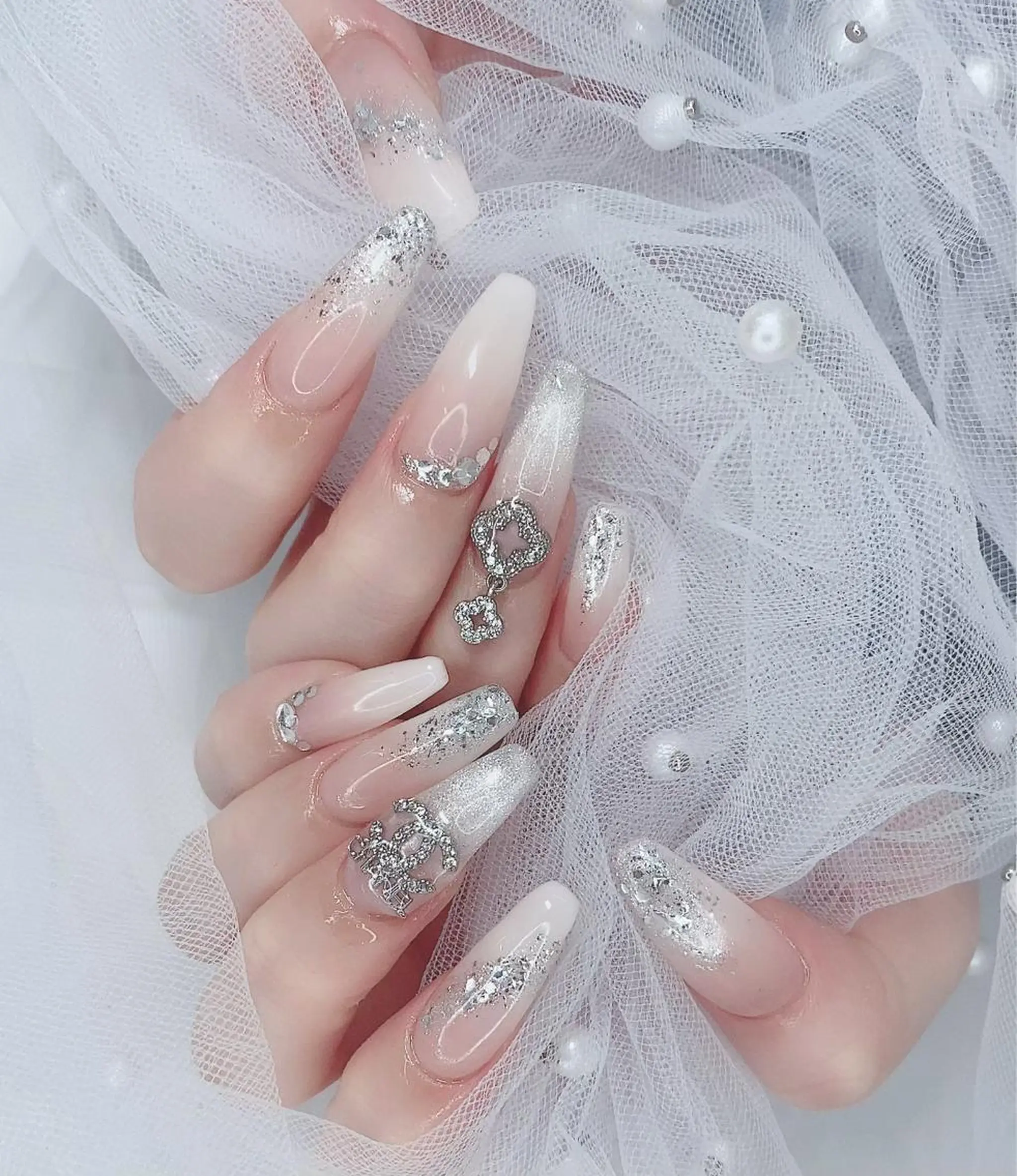 ネイル R salonのネイルデザイン