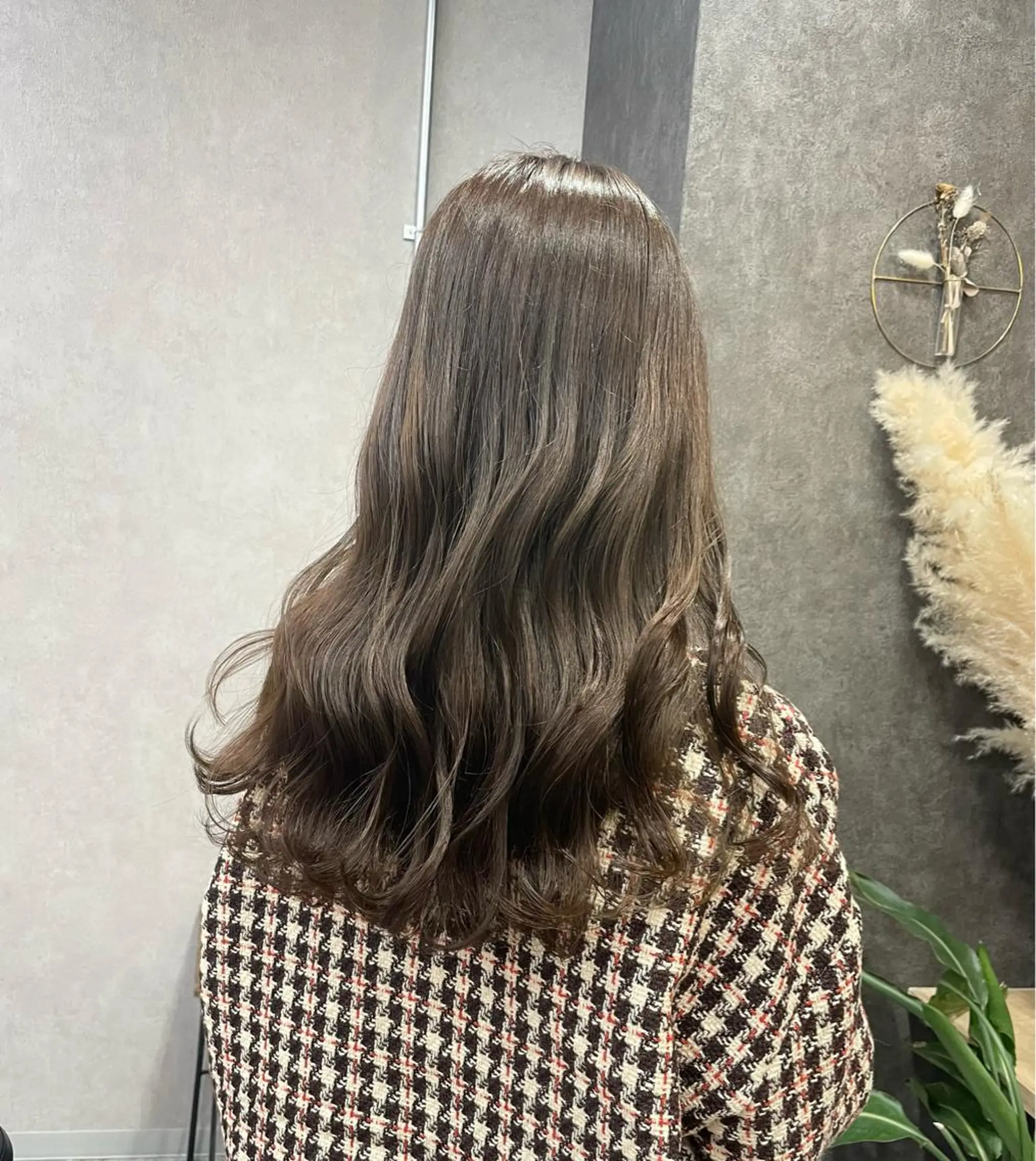 セミロング カラー カット ヘアカラー トリートメント いなみね はるきのヘアスタイル