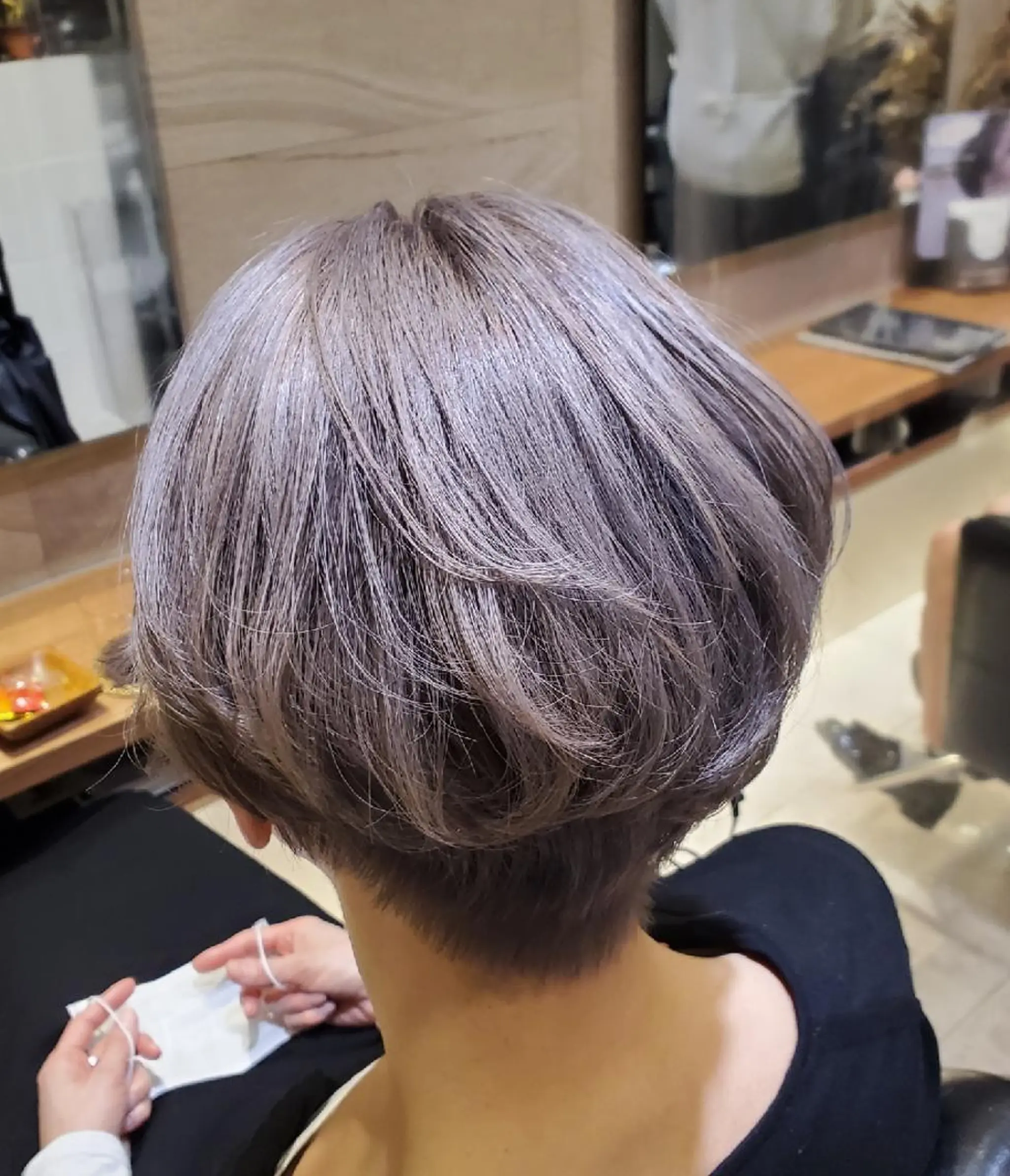 ショート カラー グレージュ ショートヘア 💎カラー特化💎 長嶺文江💎のヘアスタイル