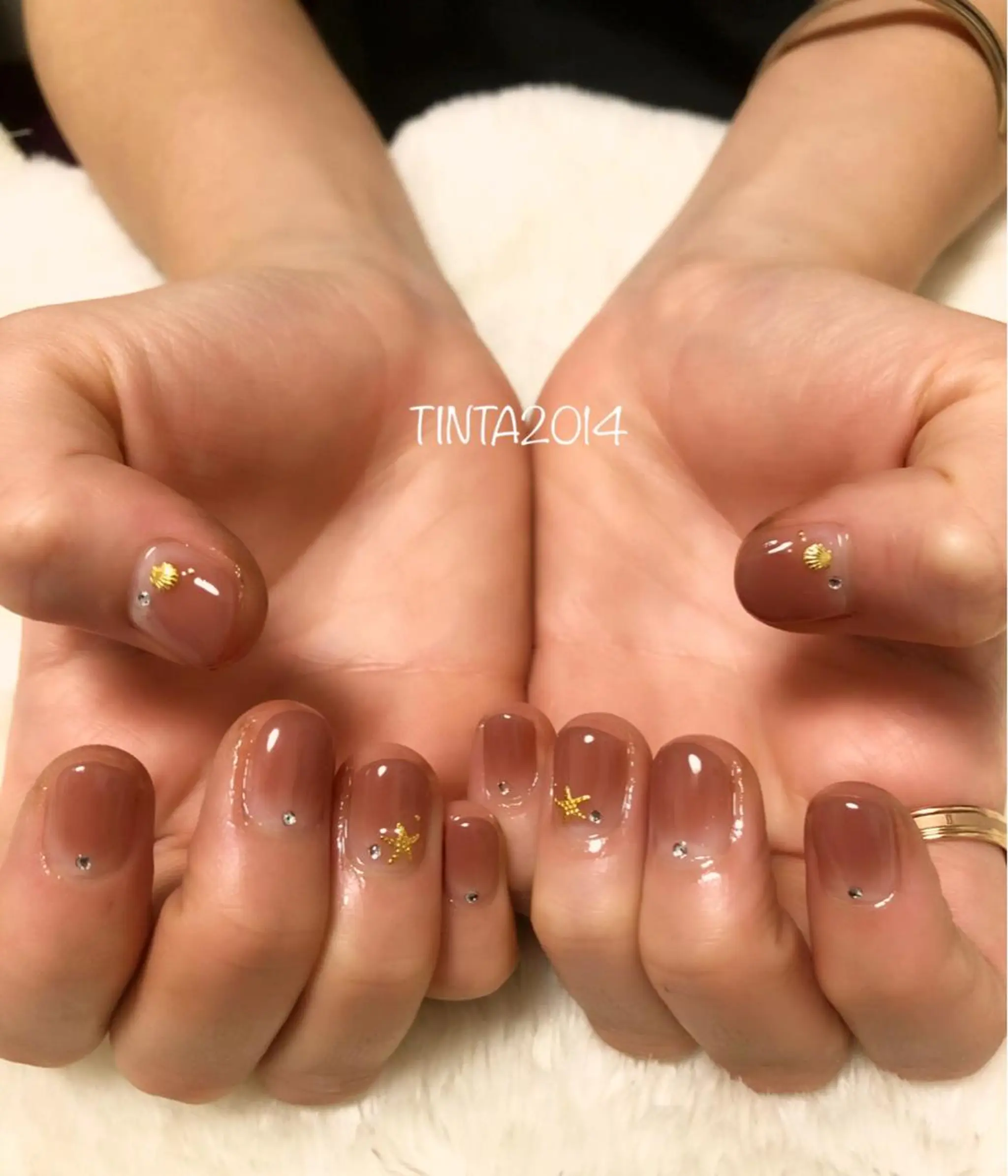 ネイル ブラウン グラデーション ネイルサロン ティンタ所属・馬場 典子のネイルデザイン