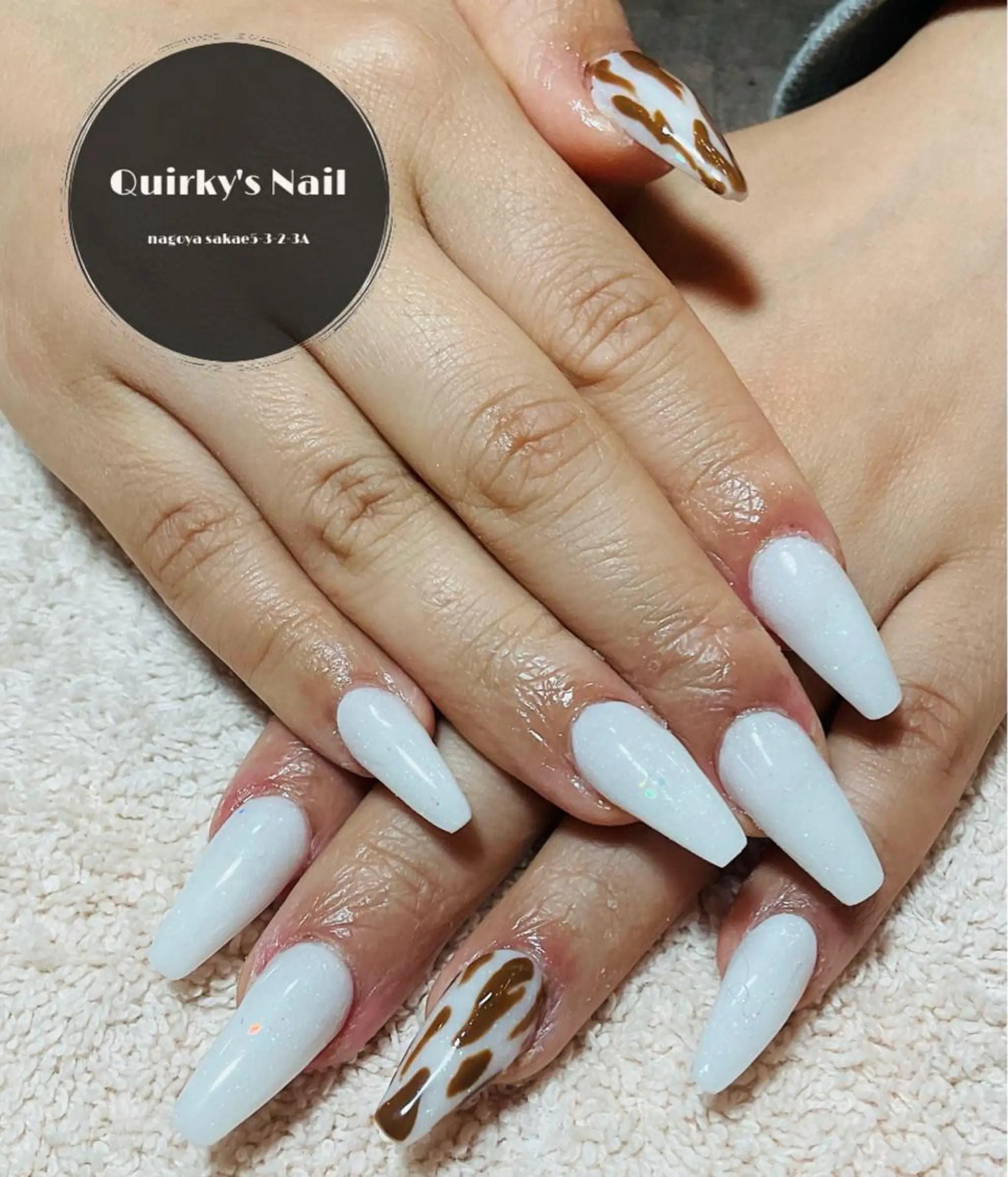 ネイル アートネイル オーロラネイル ジェルネイル ワンカラーネイル スカルプネイル Quirky's Nail【栄店】のネイルデザイン