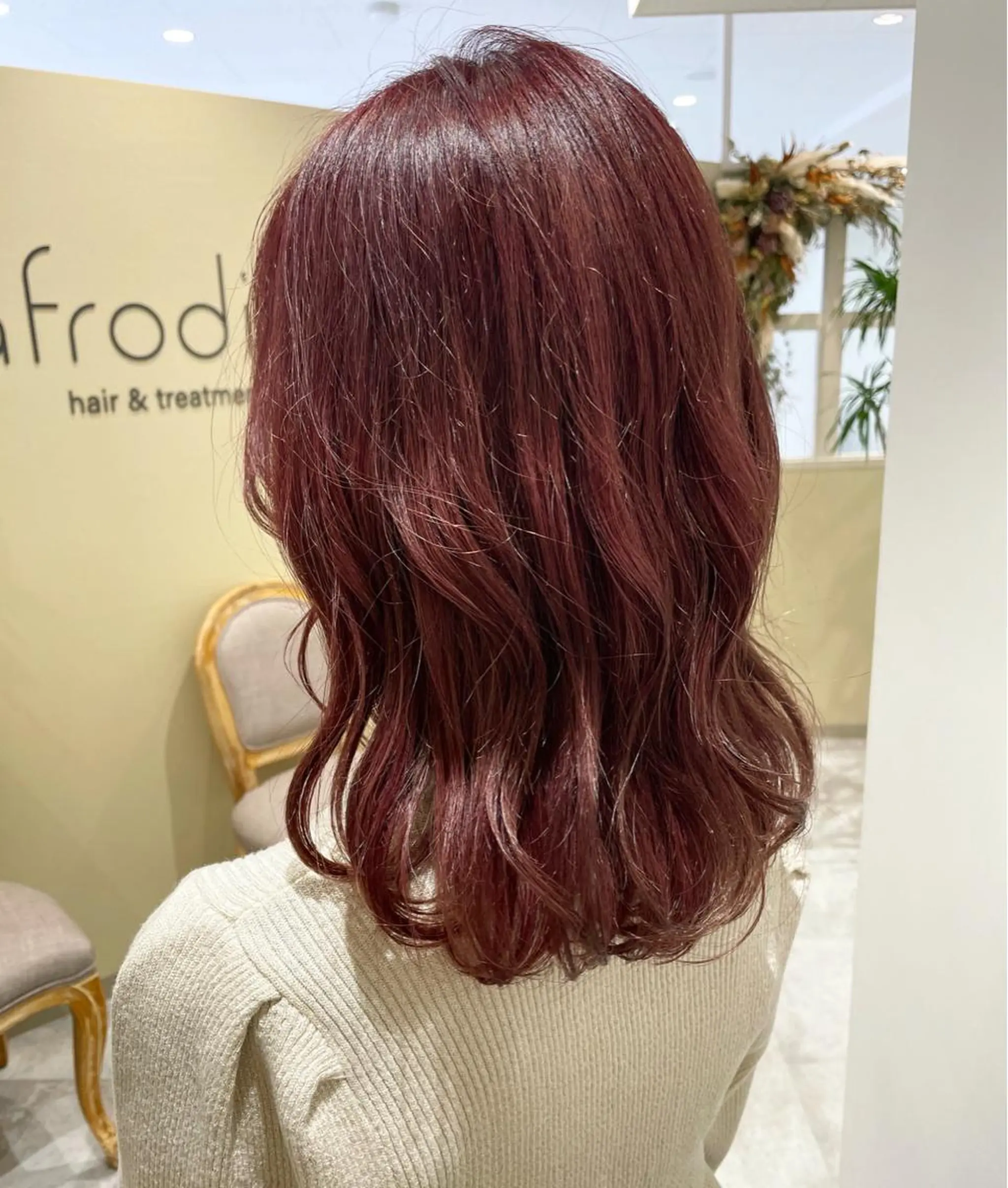 ミディアム カラー ピンクカラー バイオレットカラー バイオレットピンク カット ヘアカラー ボブ支持率NO1 🌈CHIKAのヘアスタイル