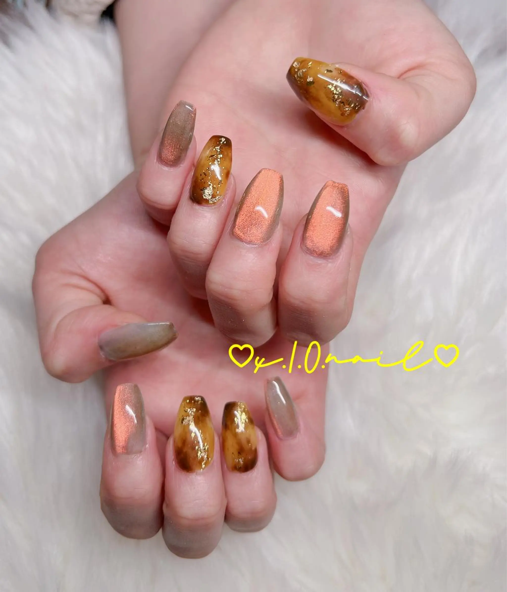 ネイル アニマル柄 アートネイル ニュアンスネイル ネイルチップ ハンドネイル x.1.0.nail ♡Cのネイルデザイン