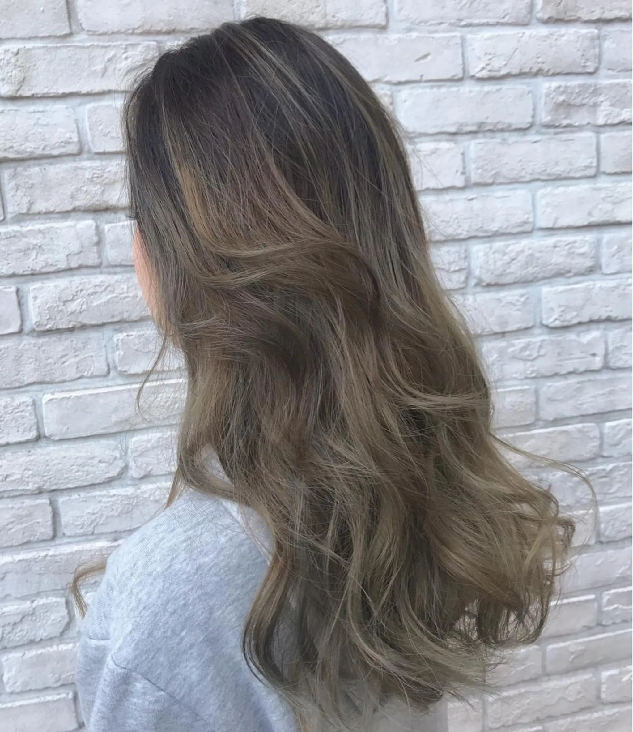 ロング カラー IwAsh二俣川所属・IwAsh✄﻿ アオイのヘアスタイル