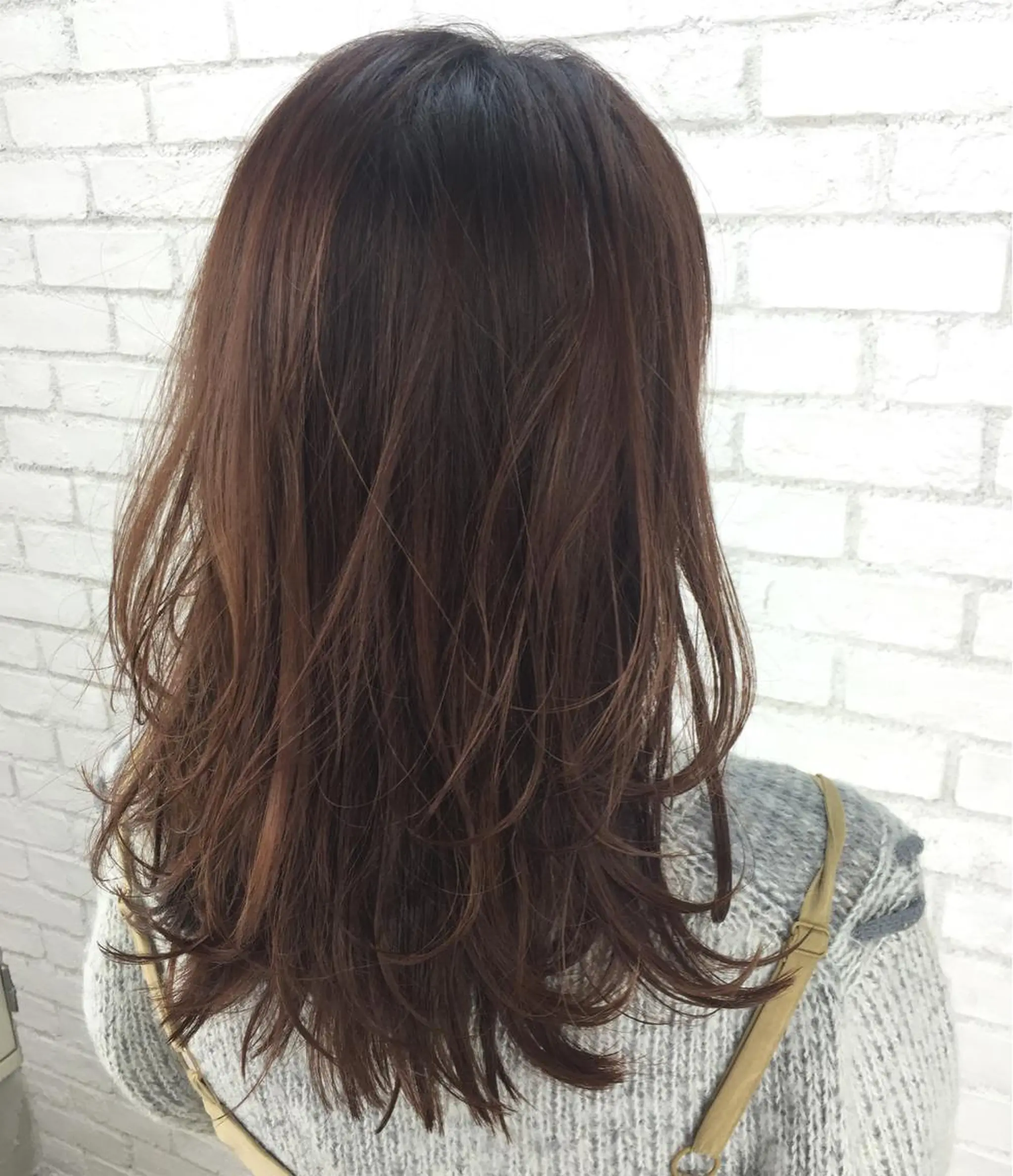 セミロング ロング カラー ヘアアレンジ TOMOYAレイヤー ブリーチ縮毛矯正のヘアスタイル