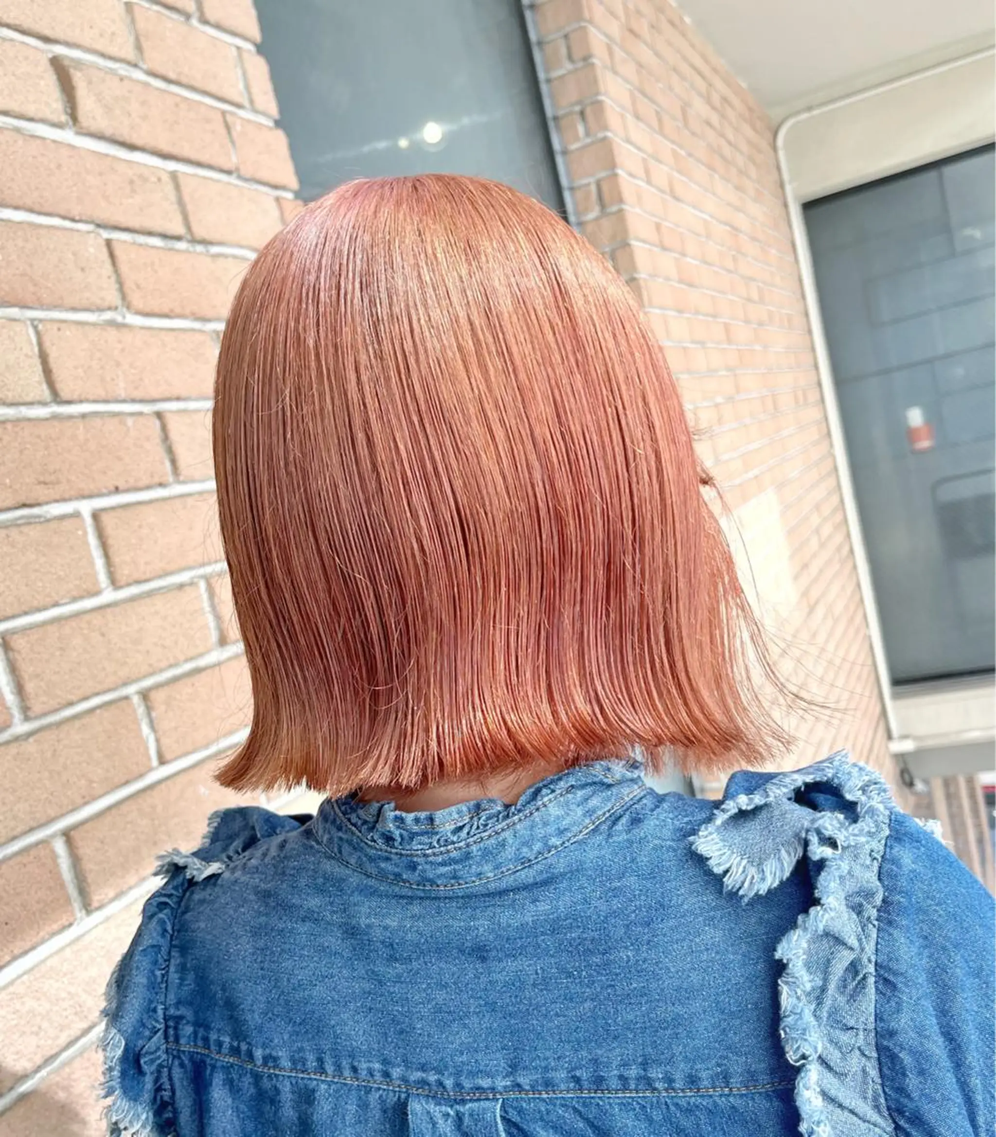 ミディアム カラー ヘアアレンジ アイブロウ ブリーチ ピンクカラー 眉カラー ヘアカラー ピンクカラー🩷 ヘアセットＮＯ.1のヘアスタイル