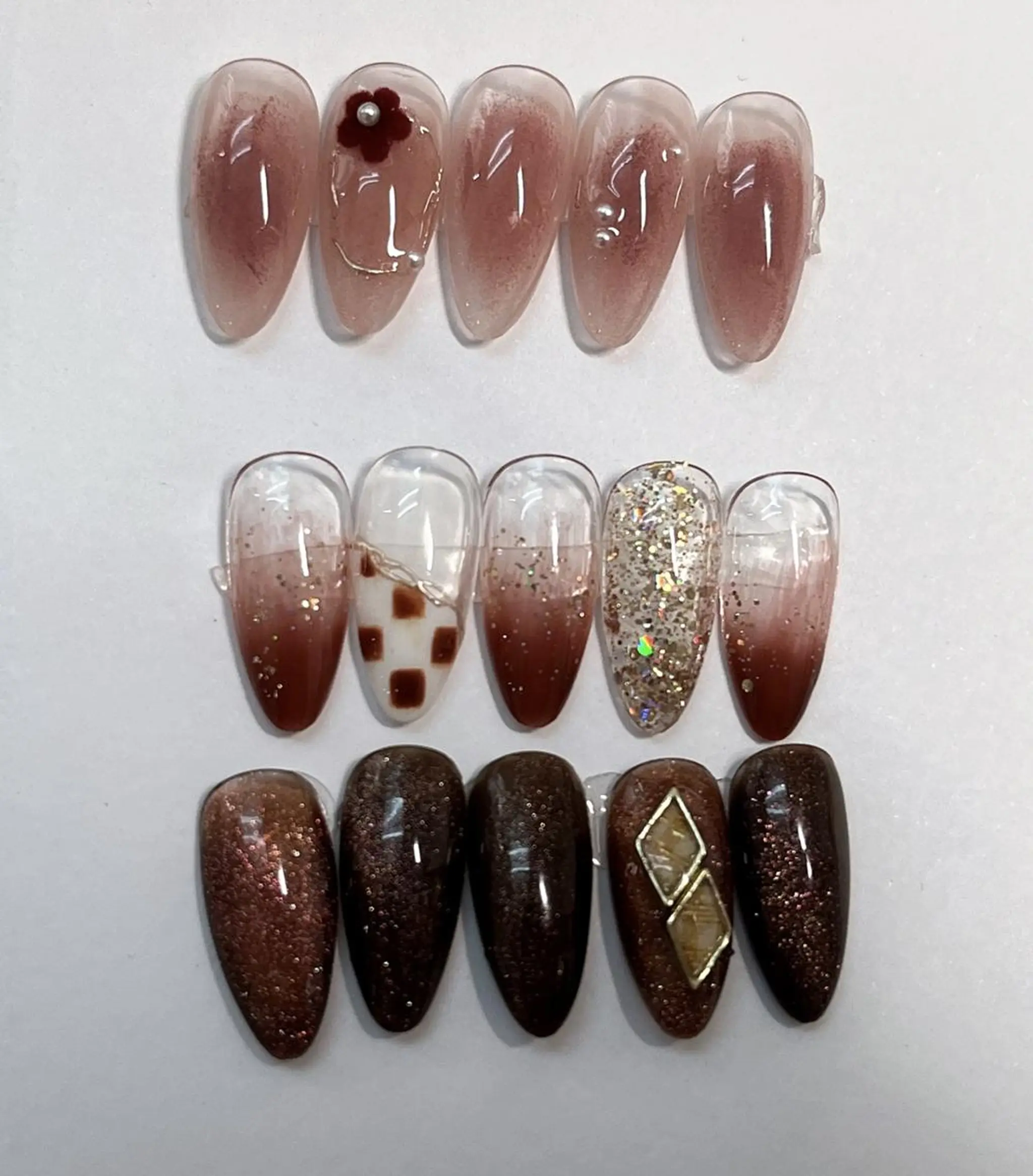 ネイル ハンドネイル AB マツエクネイルサロンのネイルデザイン