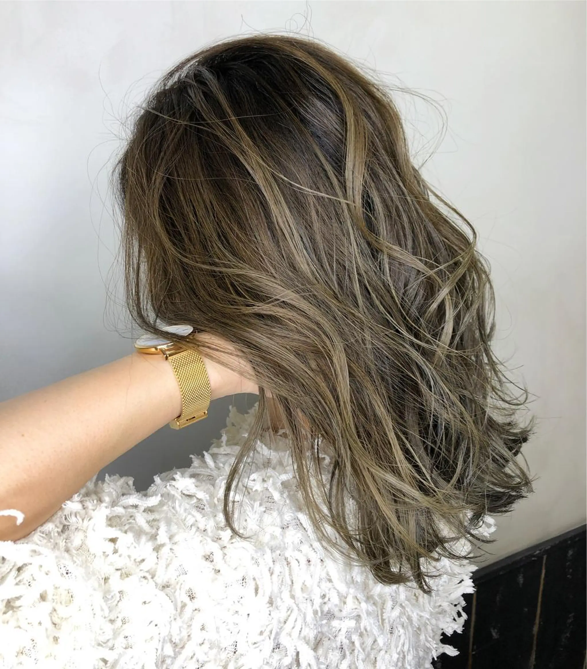 セミロング ハイライト カット ヘアカラー トリートメント AUBE HAIRazul吉祥寺所属・髪質改善✨幹細胞✨ ウルツヤ🌈清水　祥のヘアスタイル