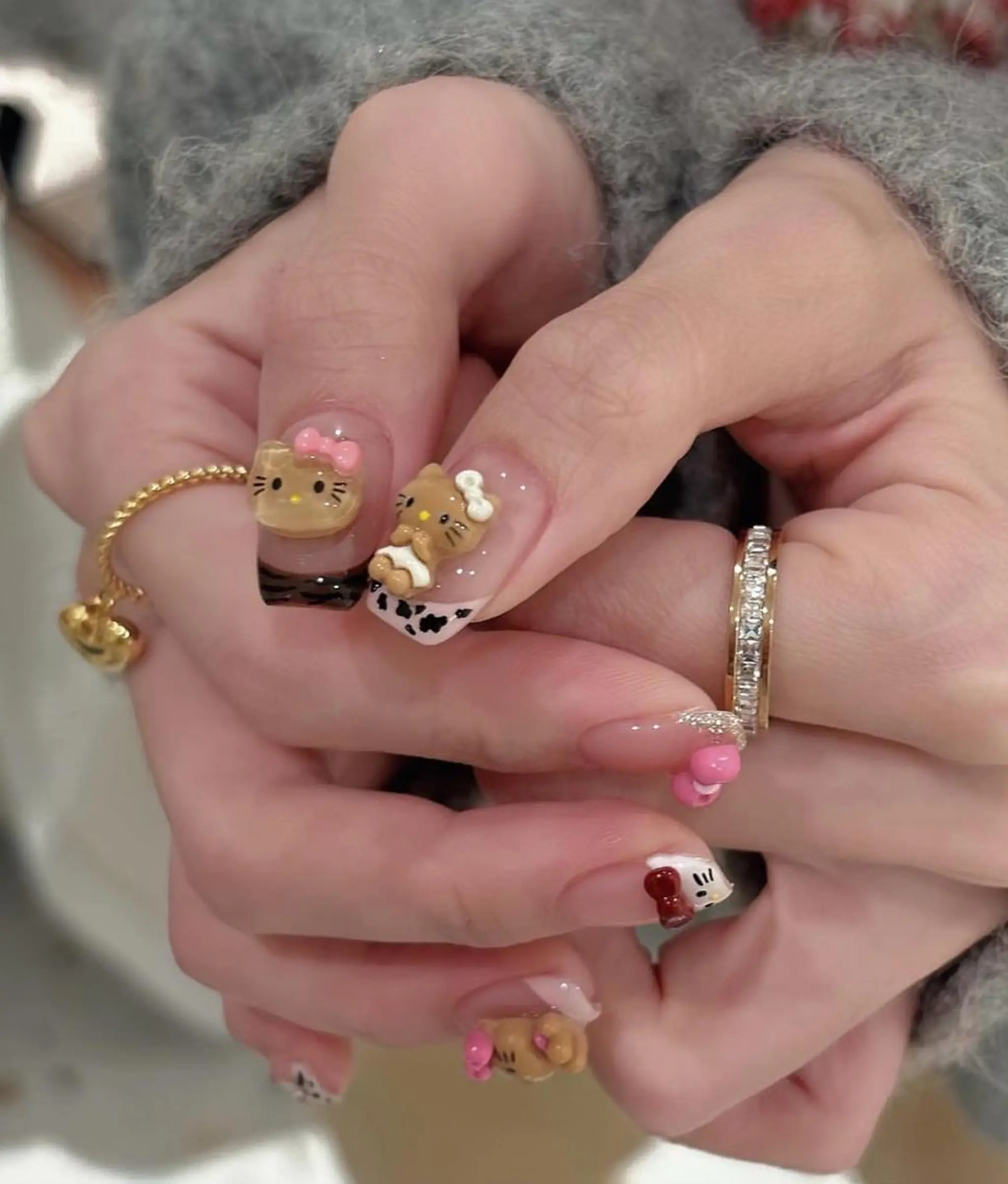 ネイル アートネイル フレンチネイル ジェルネイル ガーリー キラキラネイル Nova Nail Shinsaiのネイルデザイン