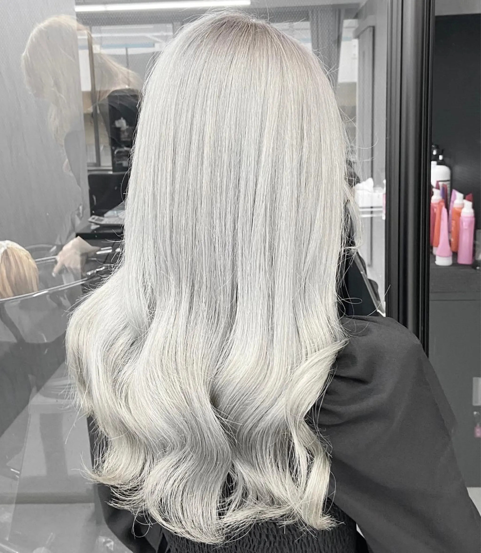 ロング カラー ハイトーンカラー ヘアカラー トリートメント ミルボンAujua認定サロン Ria  OSAKA 梅田所属・メンズ、エクステ特化 Ryuのヘアスタイル