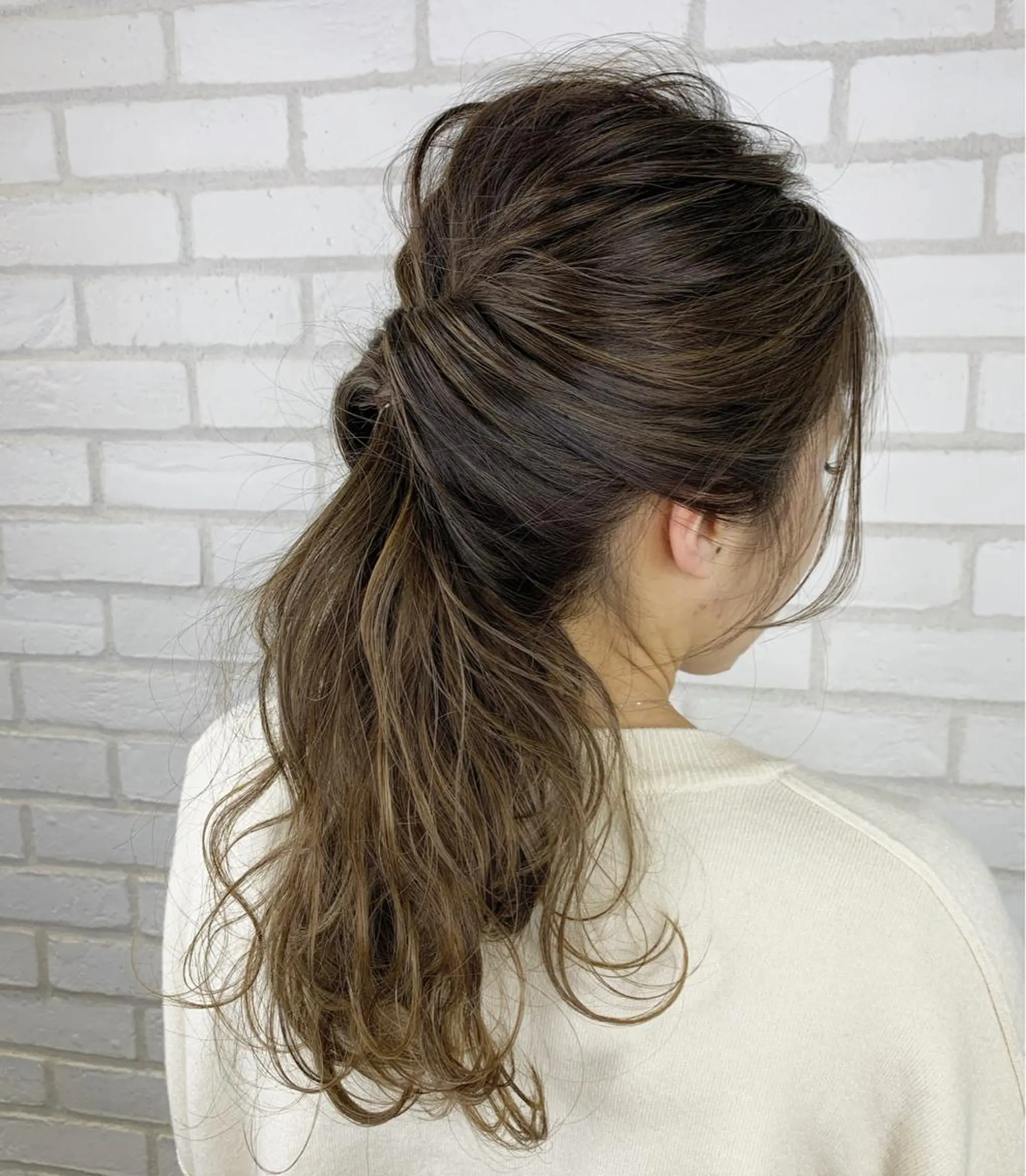 セミロング カラー ハイライトカラー ハイライト she2.shinjuku所属・顧客様専用予約 新規予約不可のヘアスタイル