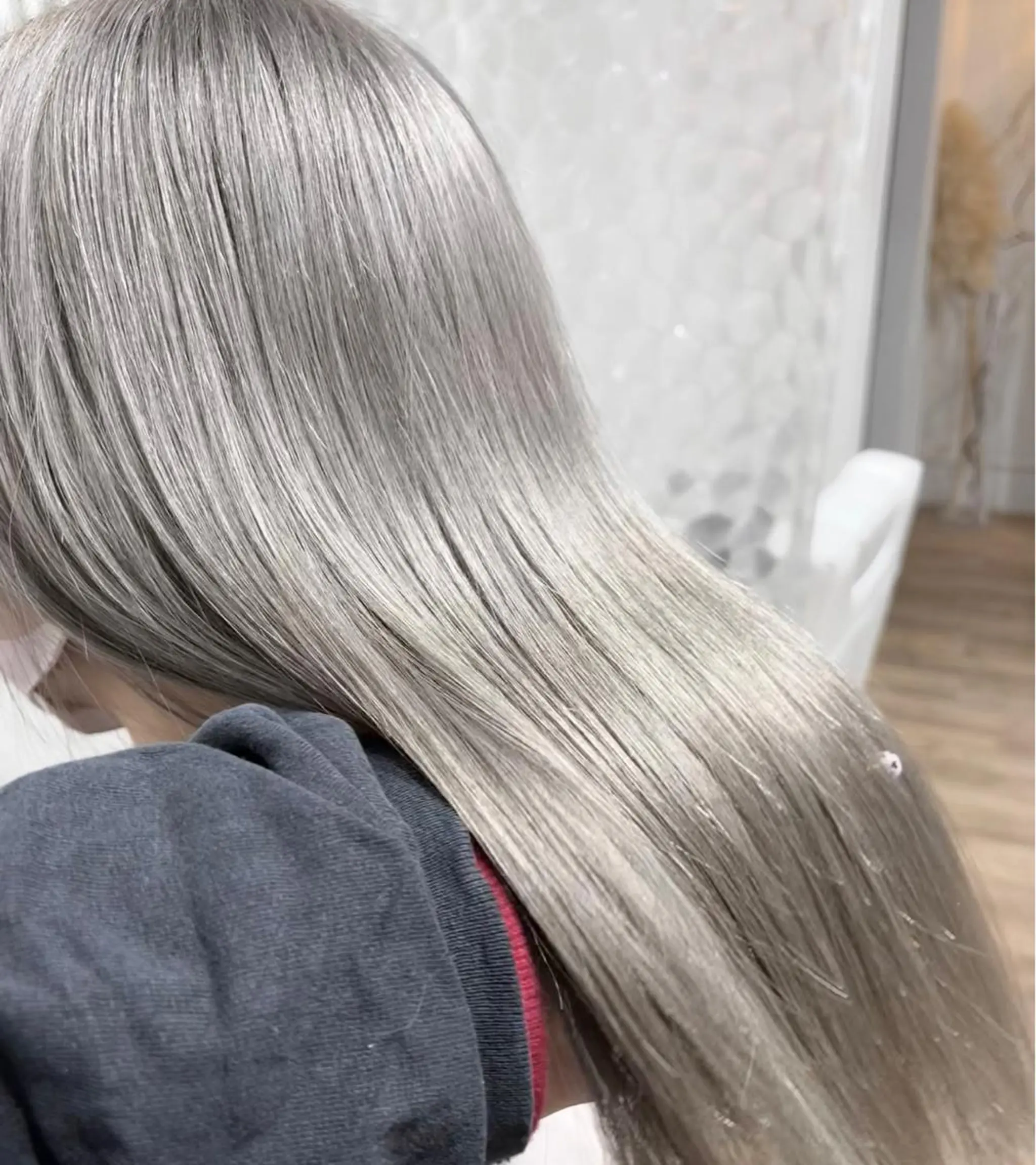 カラー トリートメント KAYLEE ayanoのヘアスタイル