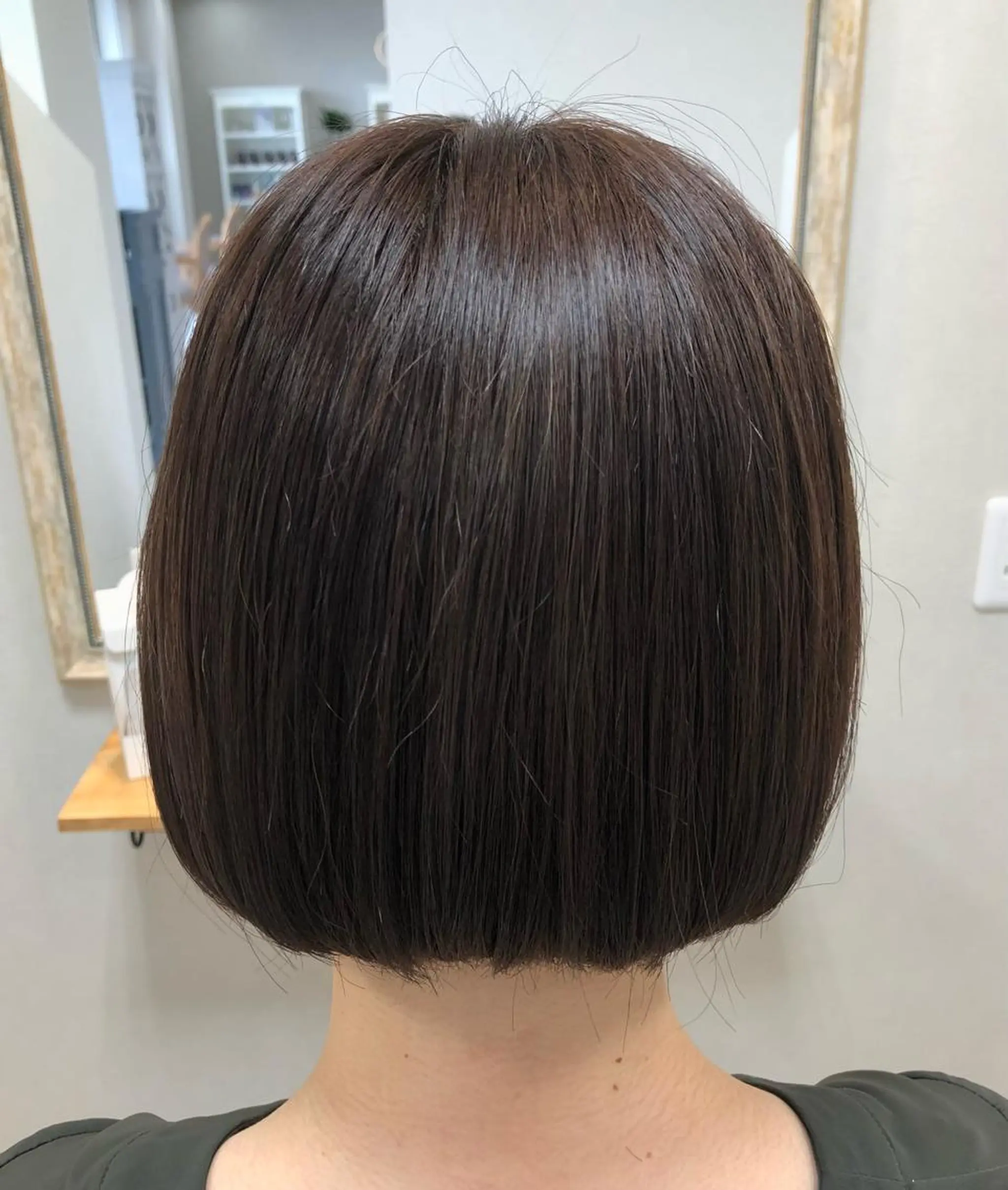 ショート ボブ カット ショート/白髪ぼかし 君和田若菜のヘアスタイル