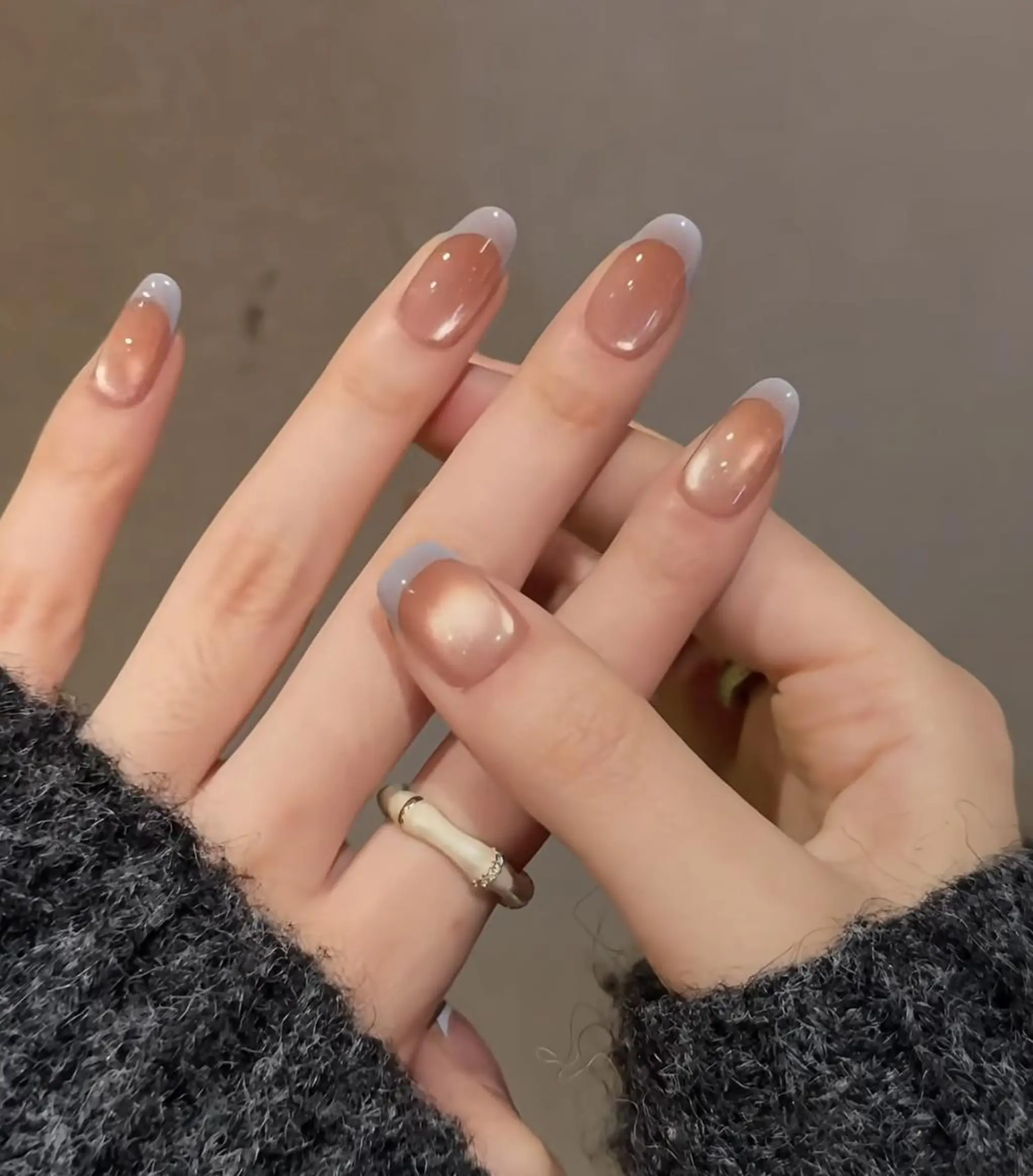 ネイル オーロラネイル チークネイル 長さ出し フットネイル フレンチネイル ハンドネイル リラネイル Aikenのネイルデザイン