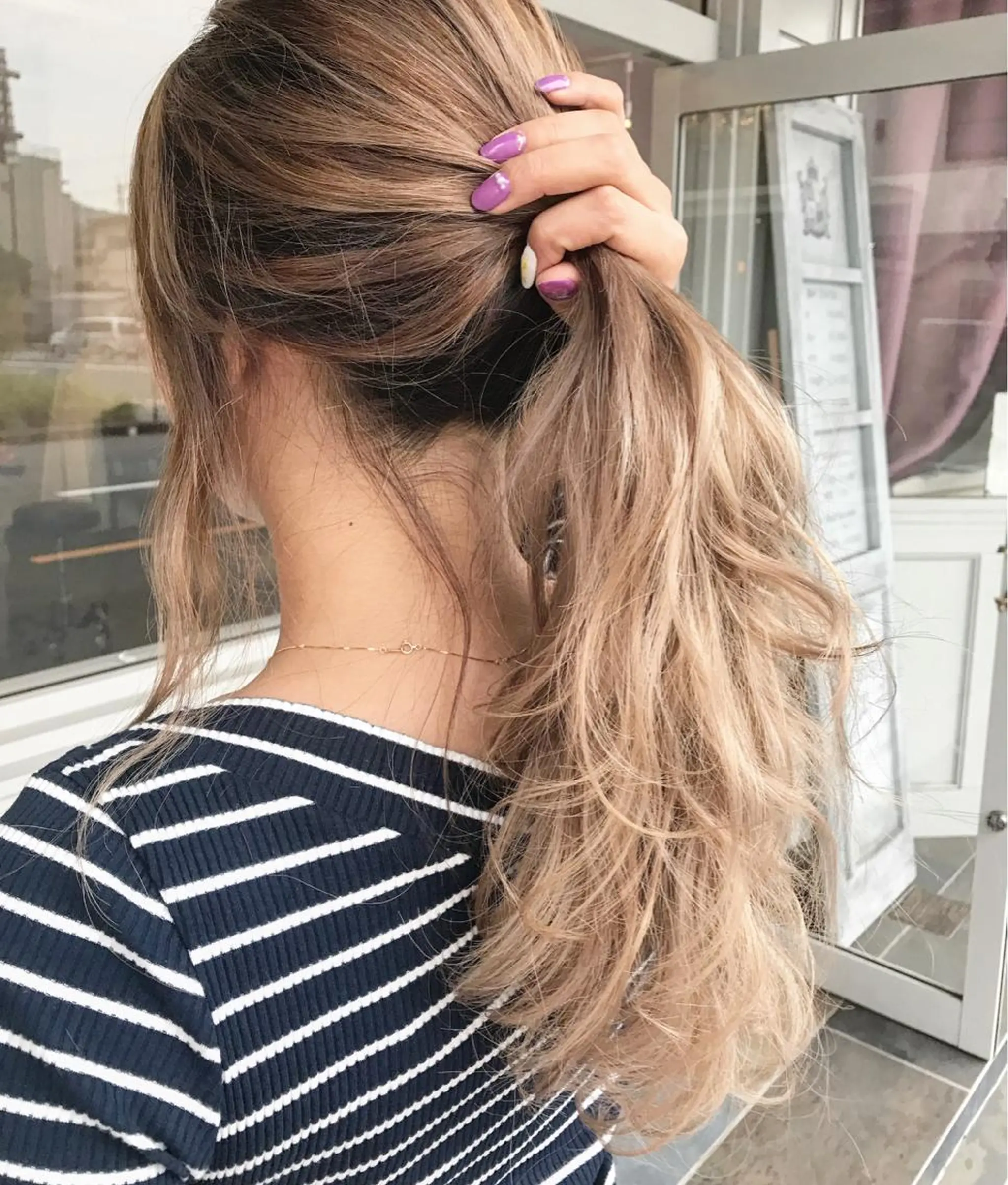 ロング カラー メンズ お団子ヘア 切りっぱなしボブ メンズバレイヤージュ メンズブリーチ メンズハイライト Mariana/ 鶴原-ハイライトのヘアスタイル