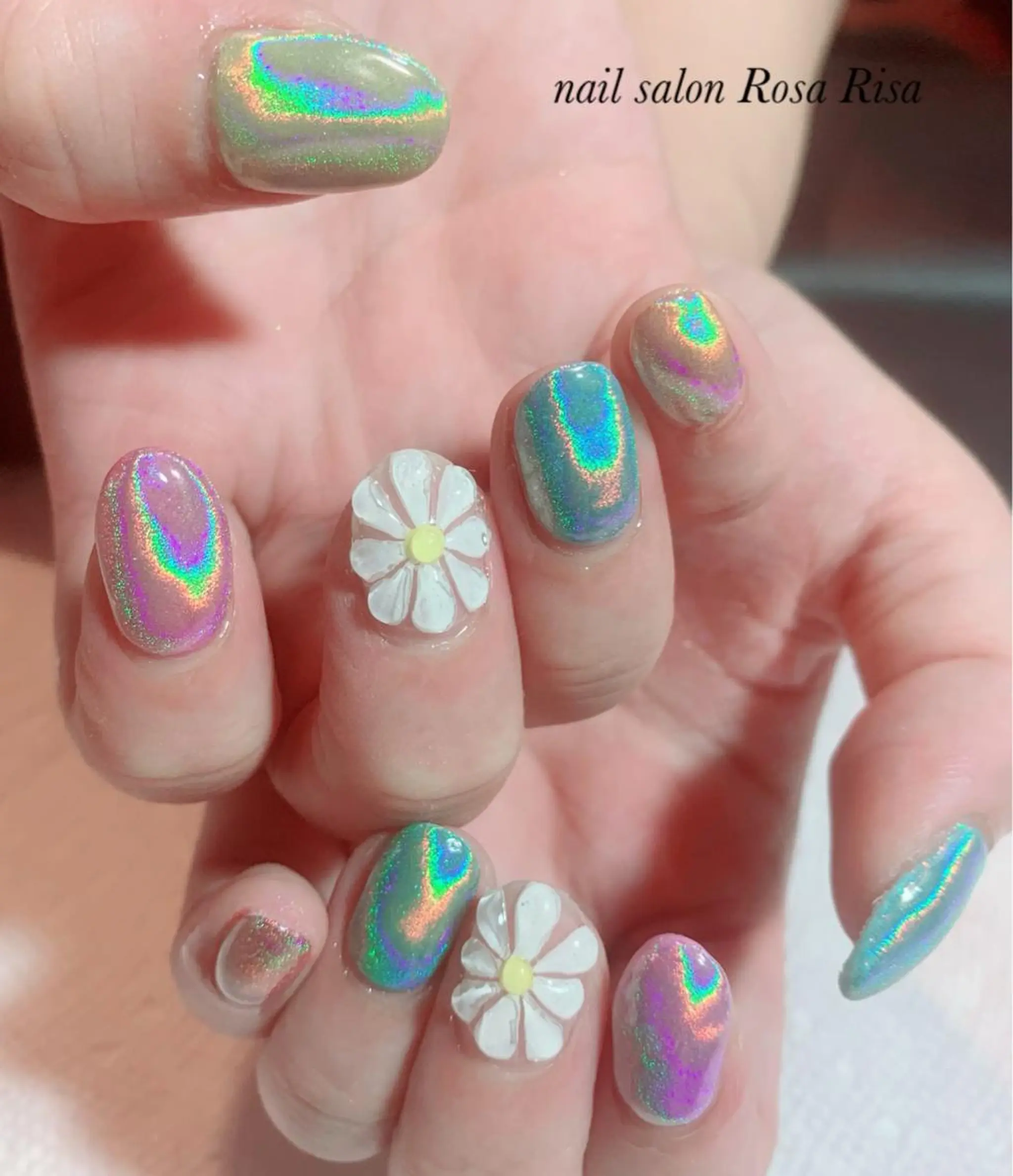 ミディアム ネイル ハンドネイル ネイルスタジオ シェイクユアハンズのネイルデザイン