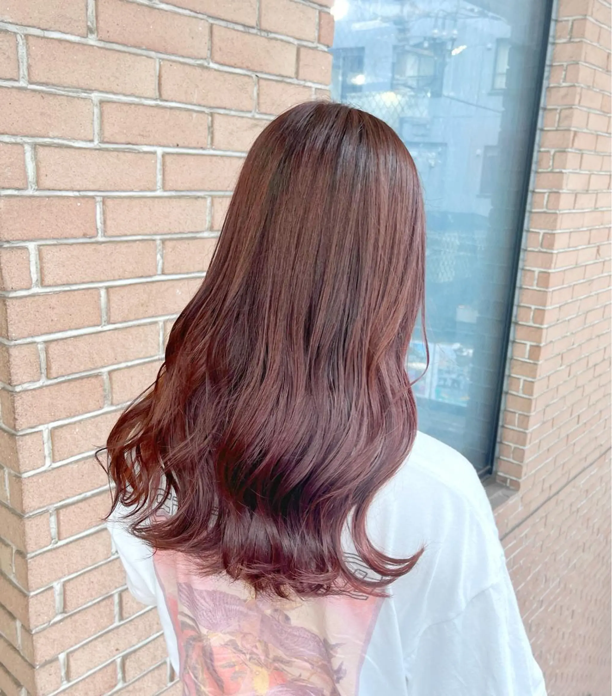 ロング カラー ヘアアレンジ ブリーチ ブラウンカラー ブリーチなしカラー ピンクカラー ピンクブラウン ヘアカラー ピンクカラー🩷 ヘアセットＮＯ.1のヘアスタイル