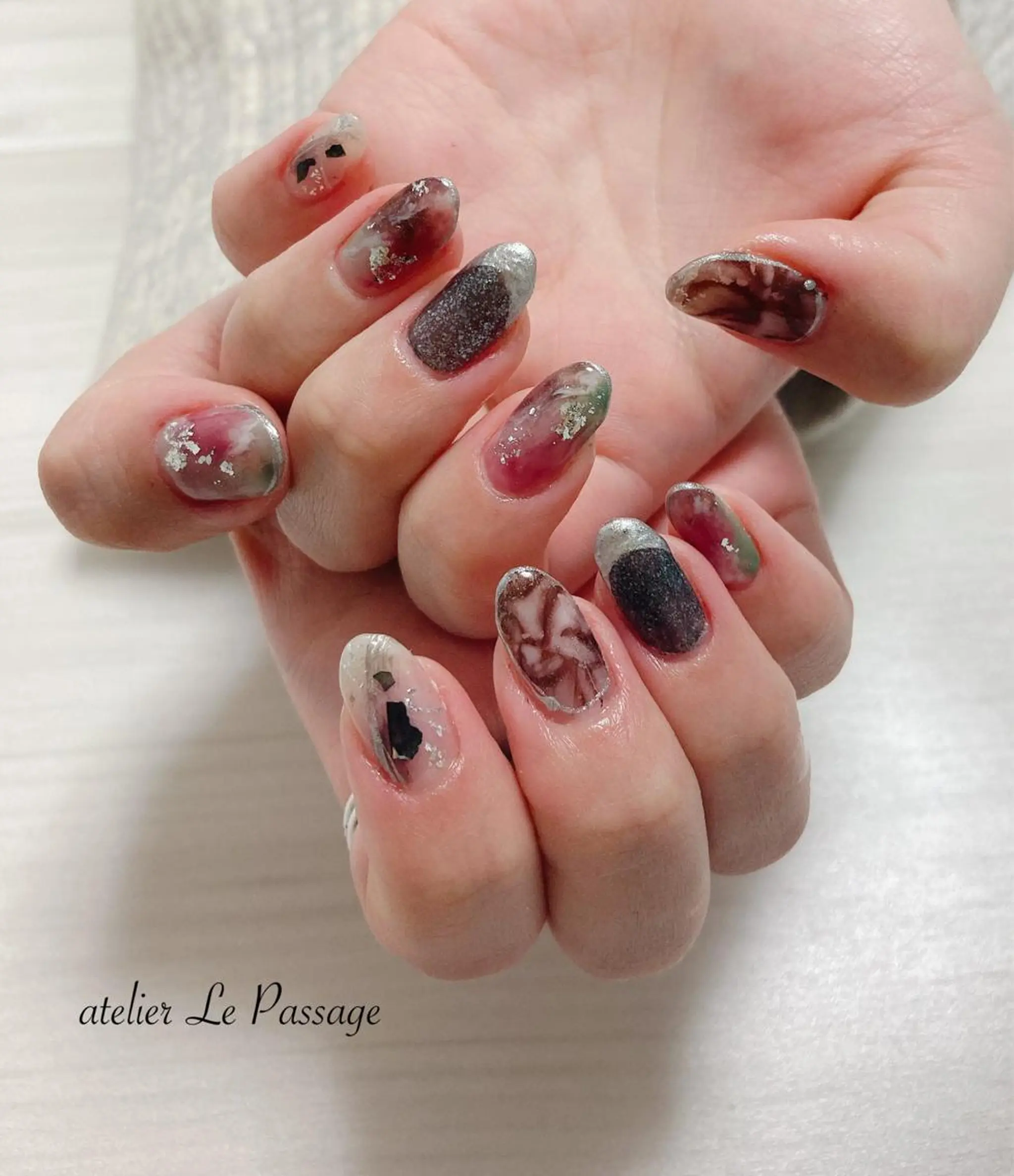 ネイル ジェルネイル ミラーネイル ニュアンスネイル オフィスネイル パラジェル Atelier Le Passage所属・h nakatsukaのネイルデザイン